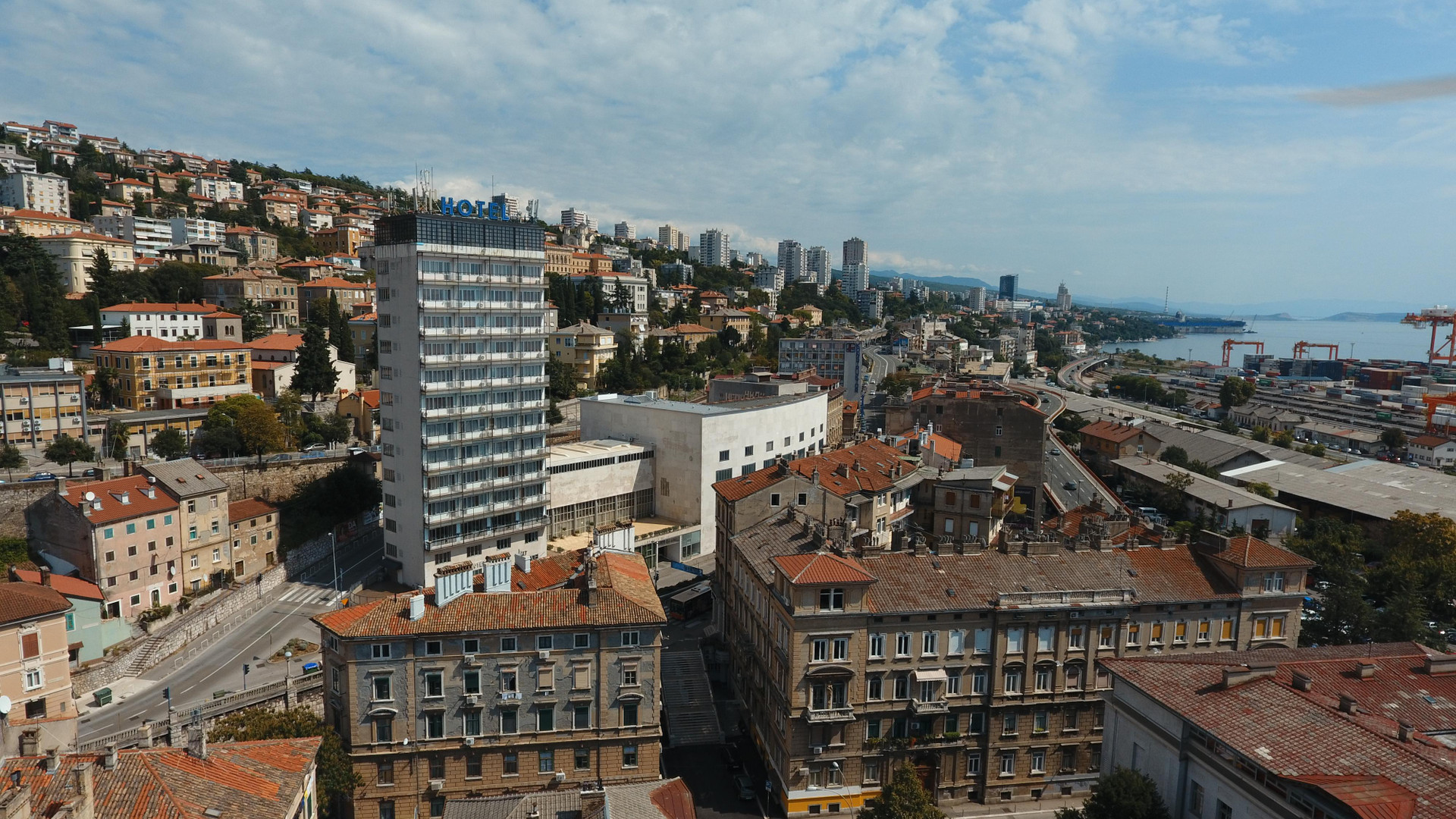 Vista Exterior Neboder