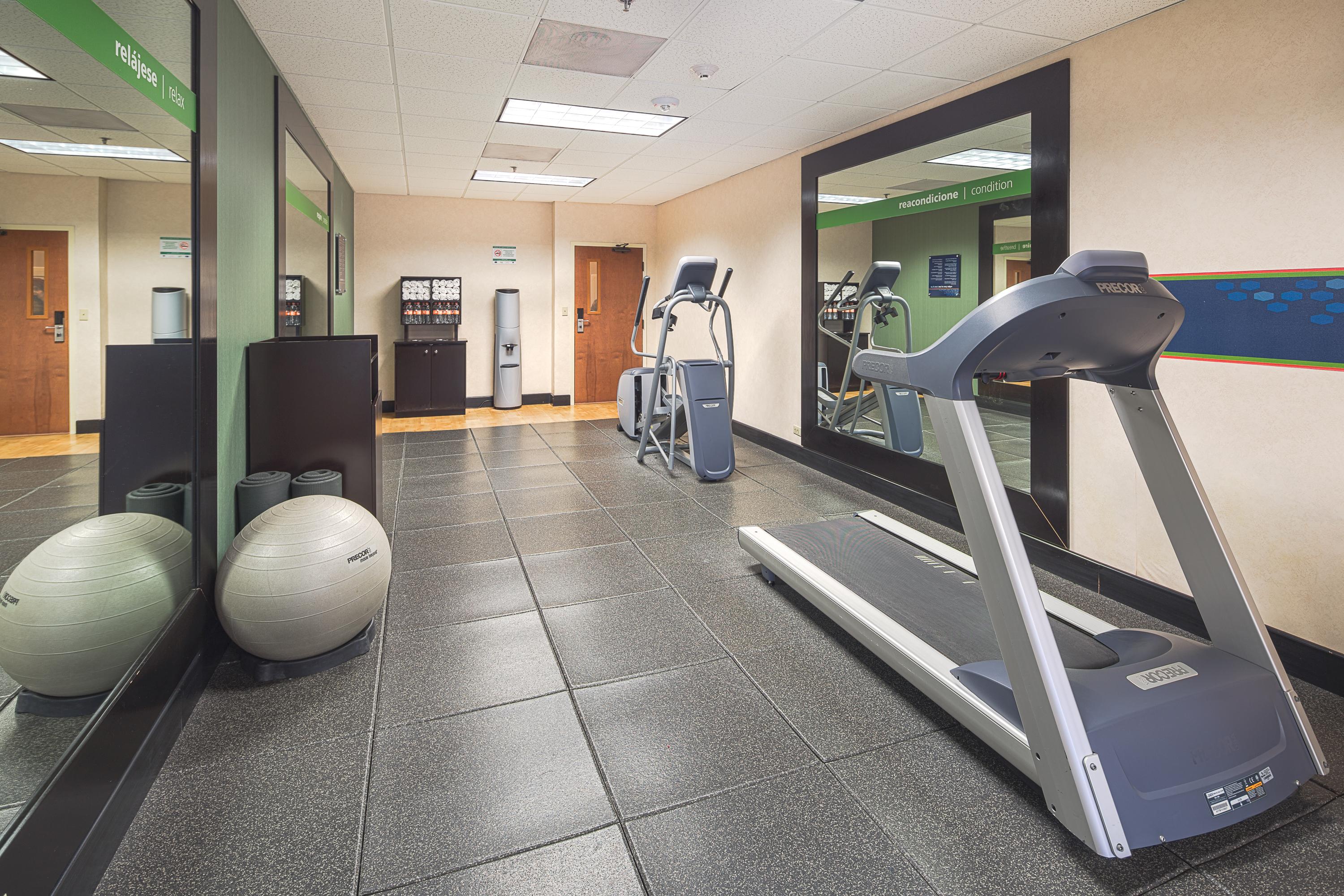 Gimnasio Hampton Inn by Hilton Monterrey Galerías Obispado