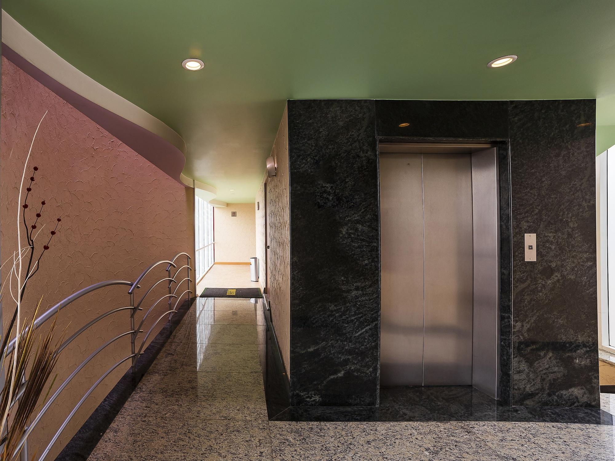 Varios Hotel Verona
