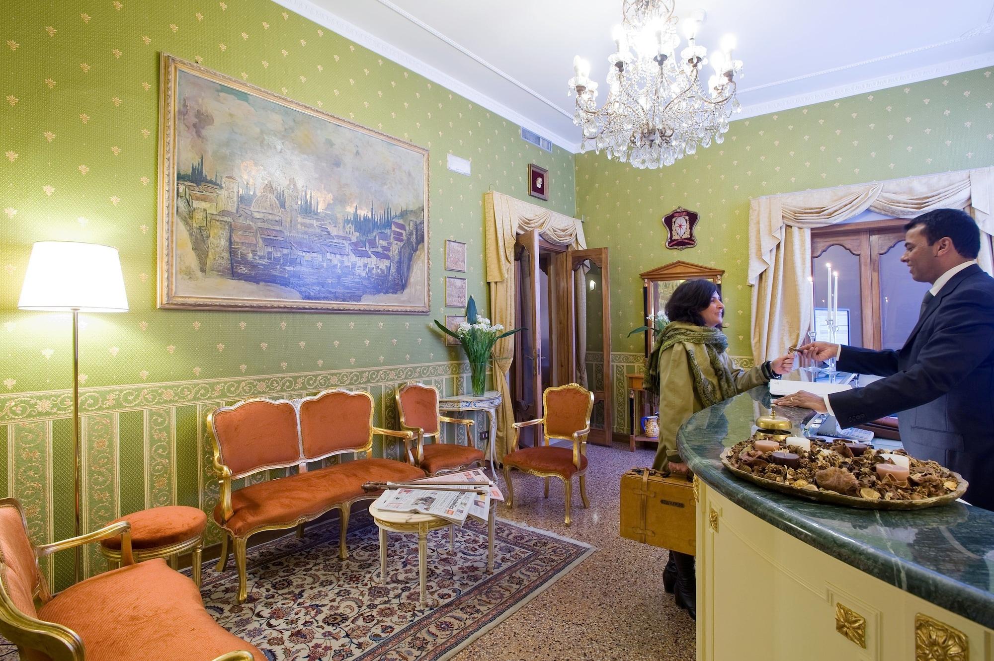 Bar/Salón Hotel Silla