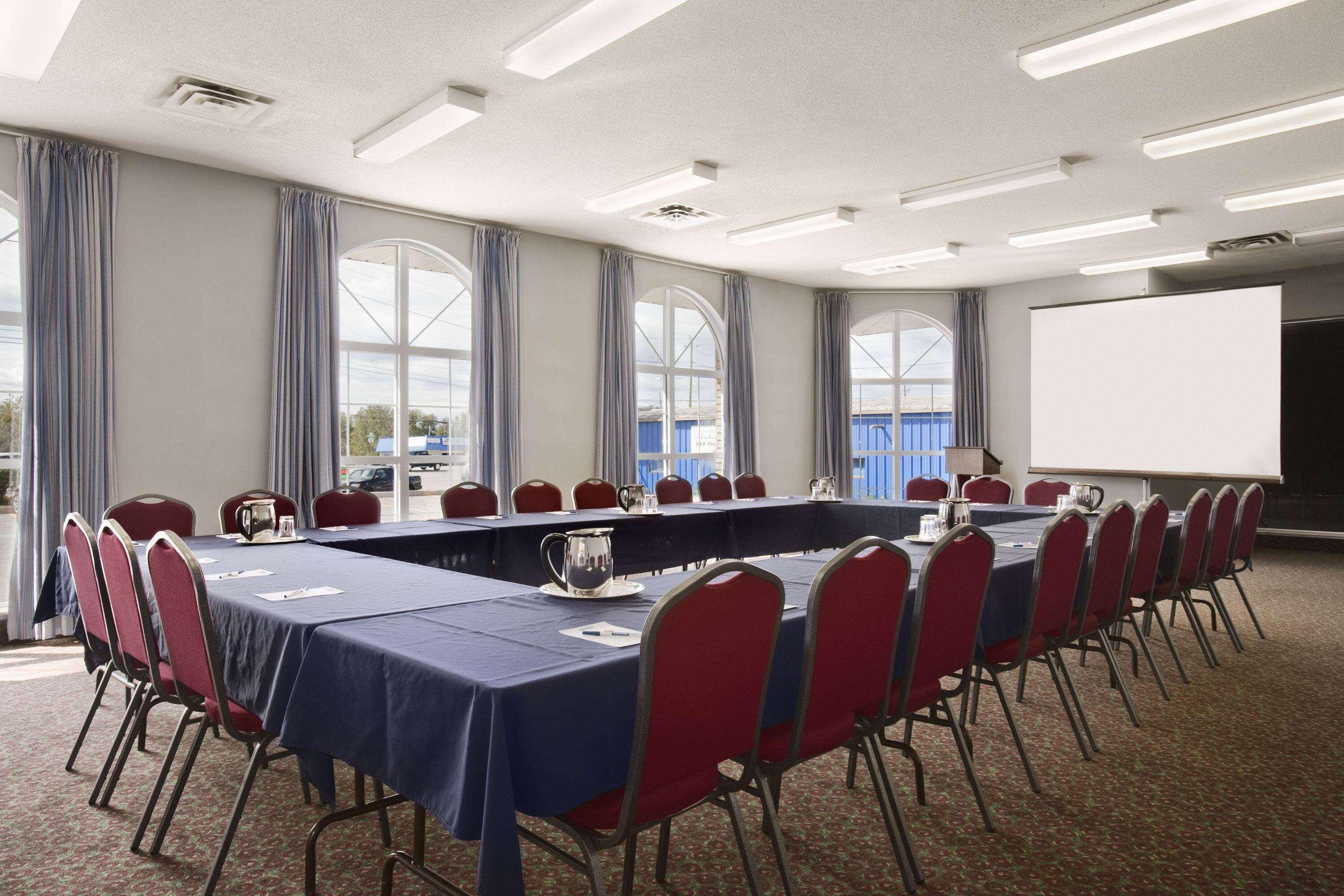 Sala de Reuniones Travelodge by Wyndham Timmins