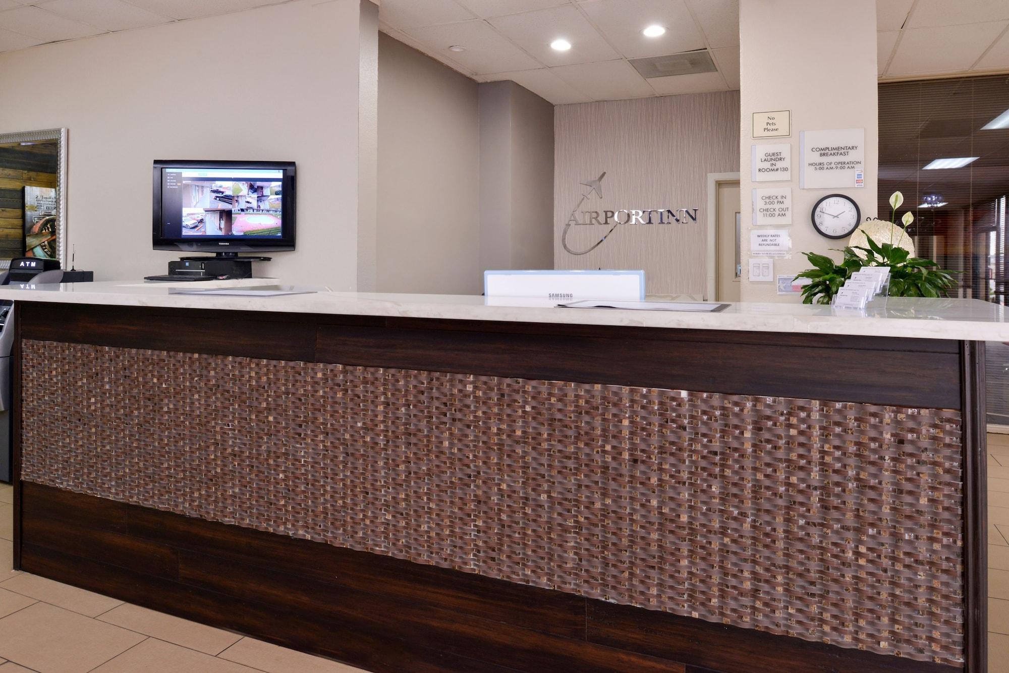 Vista Lobby Airport Inn