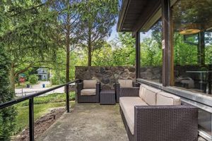 Alojamiento - Stone Chalet B&B Inn and Event Center