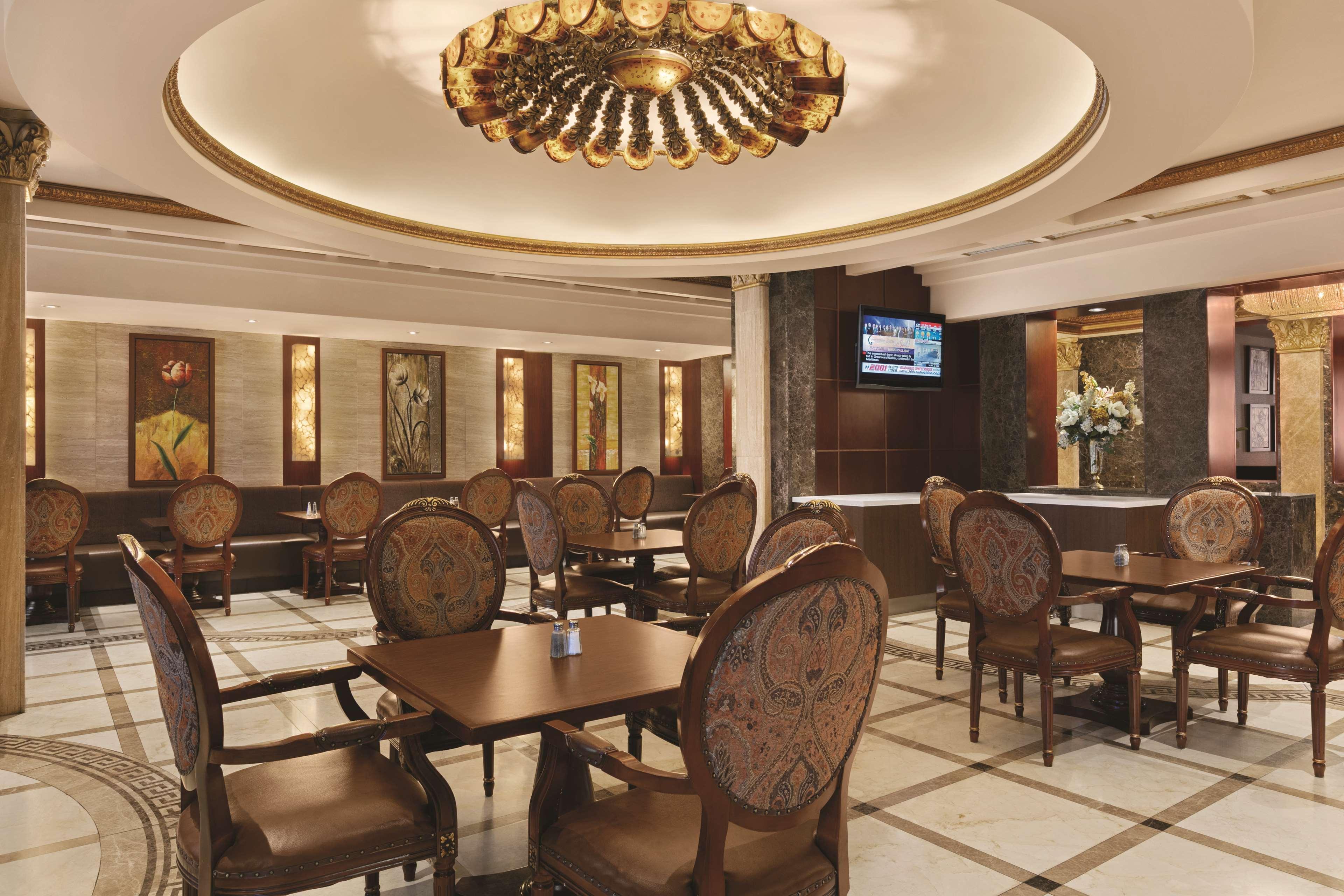 Restaurant Radisson Hotel Toronto Airport West