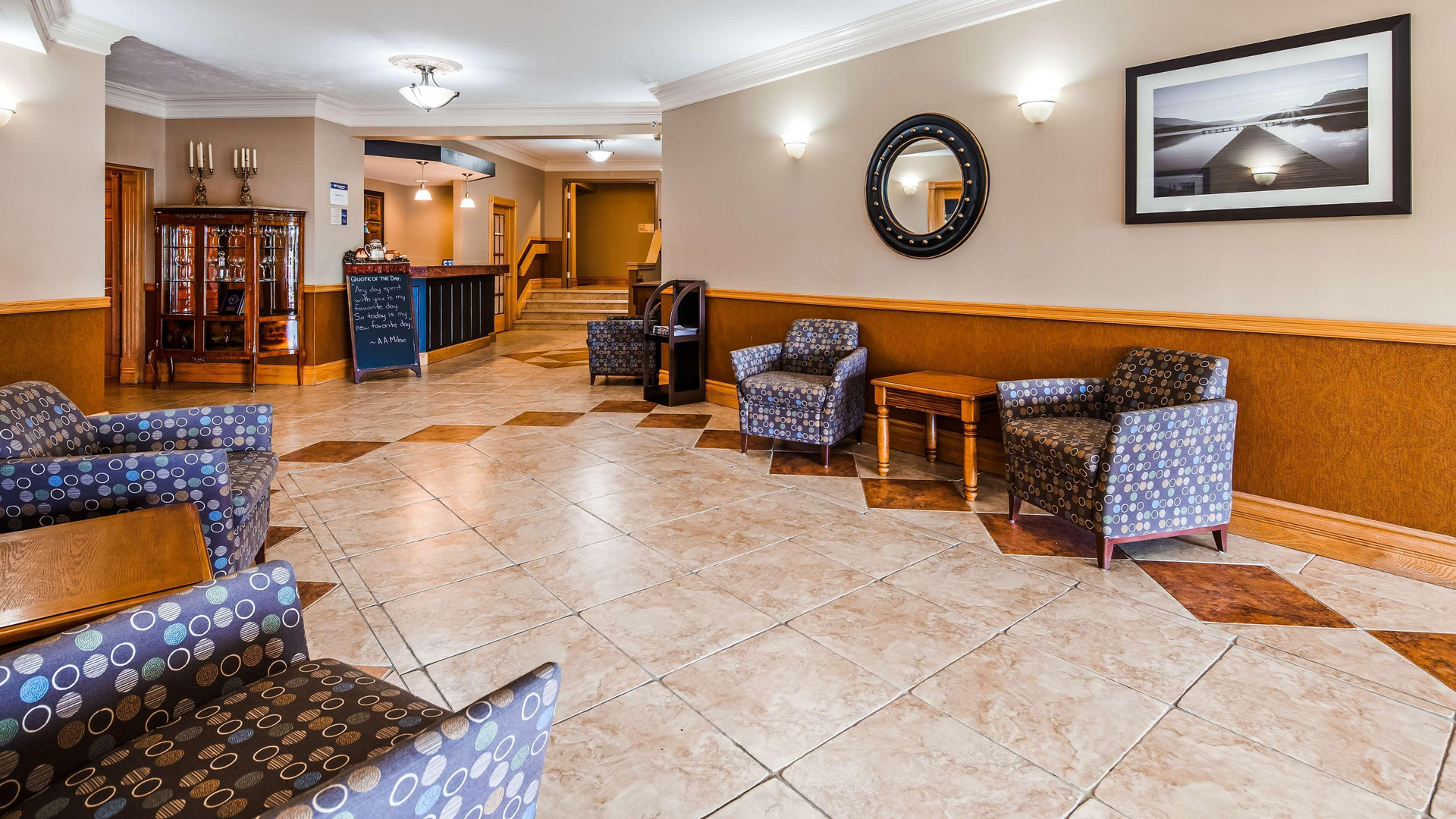 Vista Lobby SureStay Plus Hotel by Best Western Kincardine