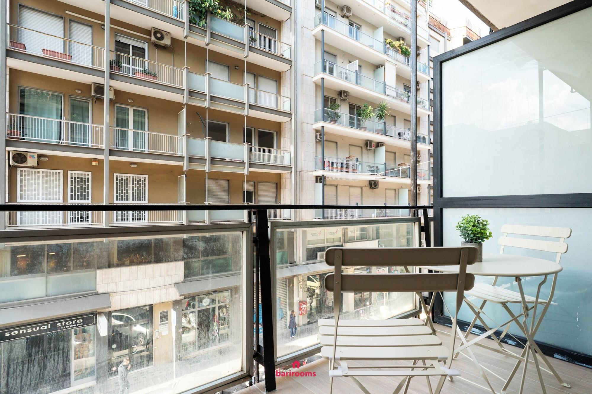 Vista Exterior Barirooms - District 198