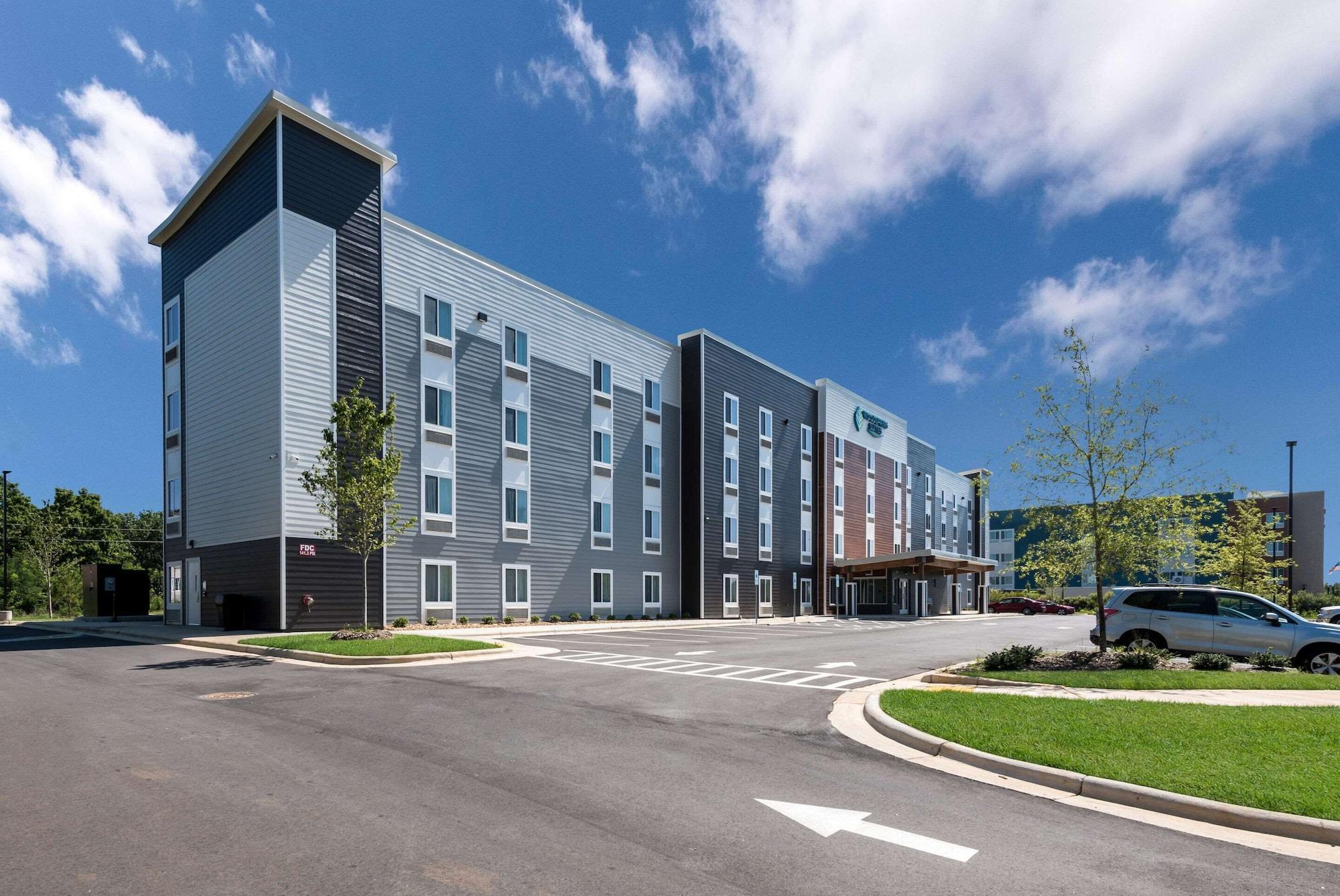 Vista Exterior WoodSpring Suites Greensboro - High Point North