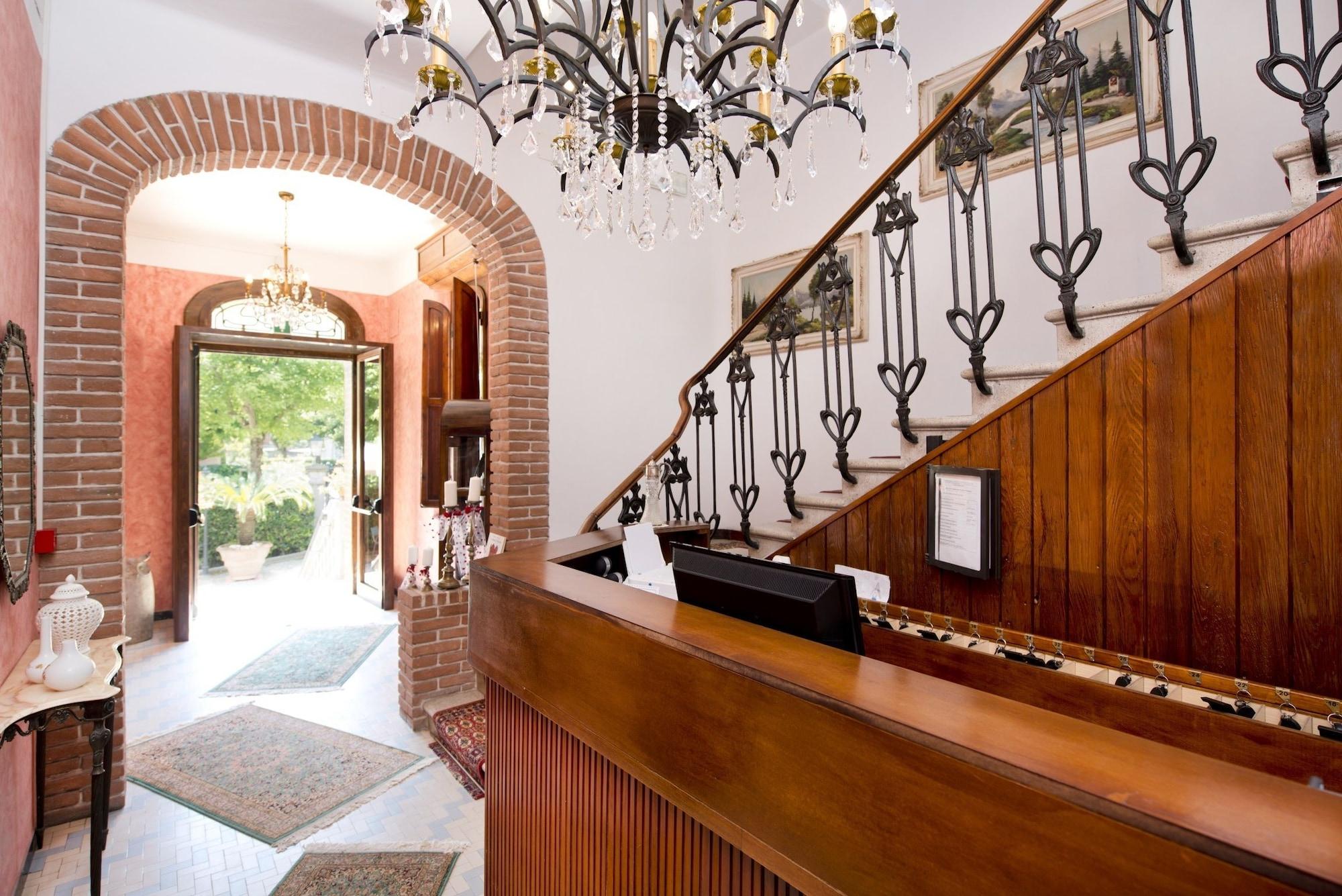 Vista Lobby Hotel Stefania
