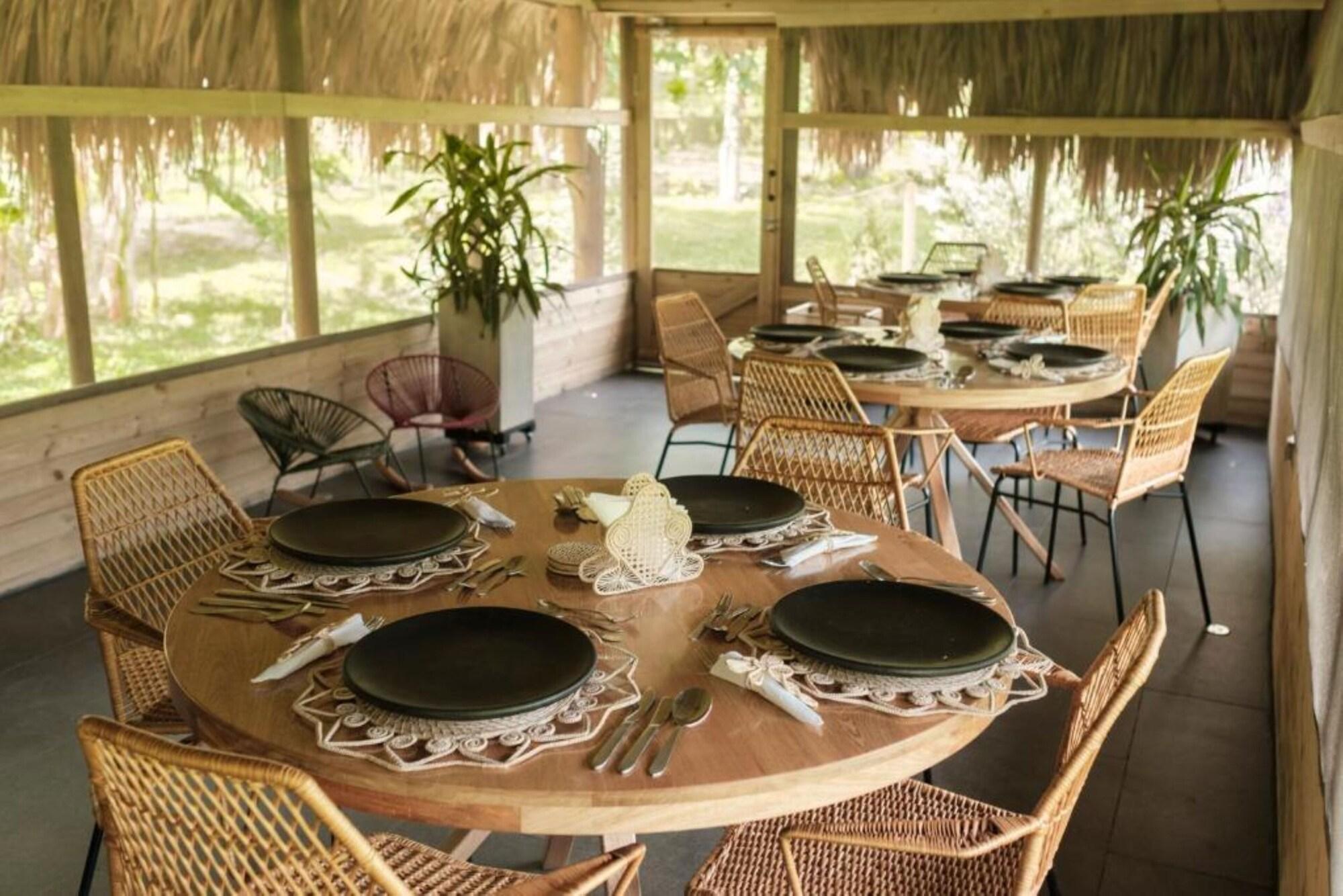 Restaurant Ankua Eco Hotel