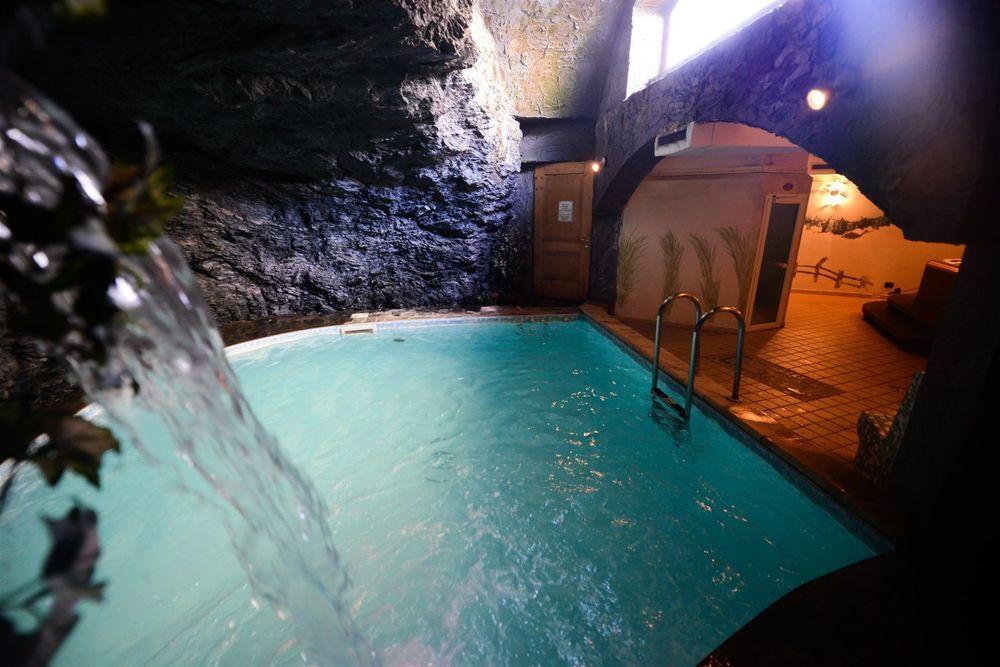 Vista Piscina Hotel Interalpen