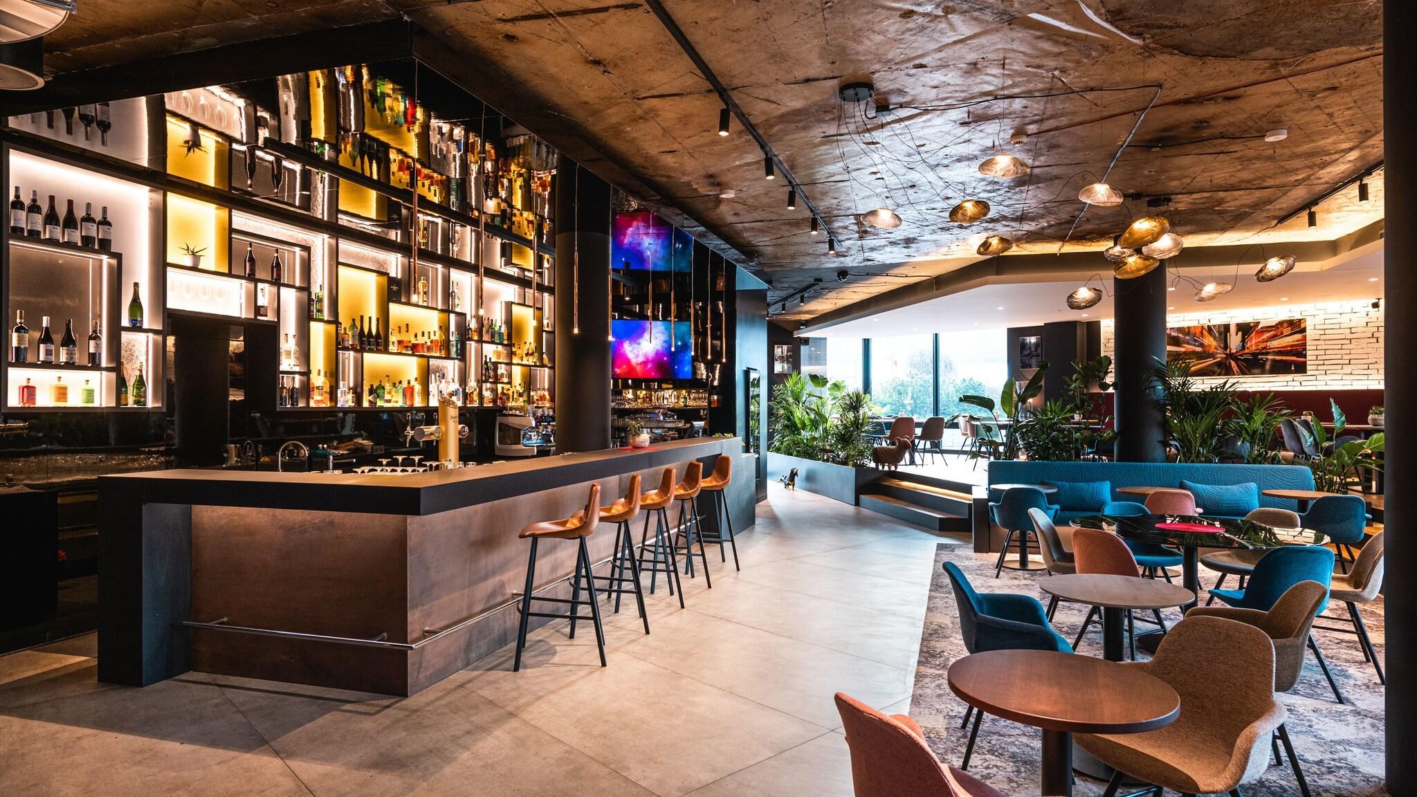 Restaurant OREA Hotel Pyramida Praha