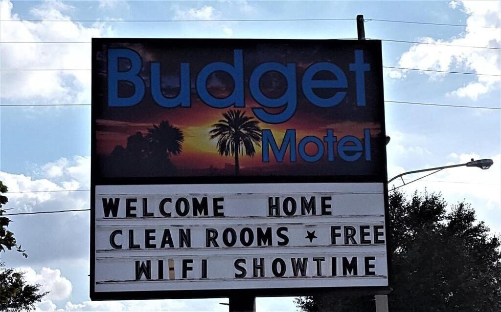 Varios Budget Motel