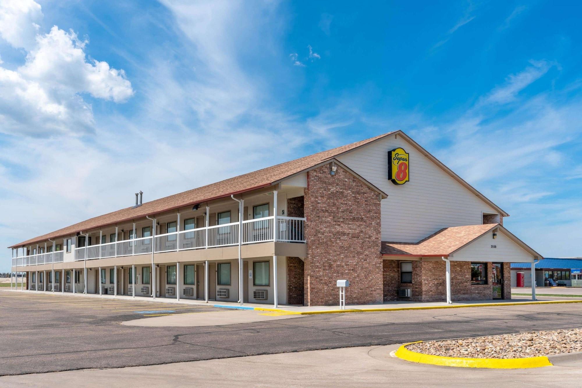 Varios Super 8 by Wyndham Goodland