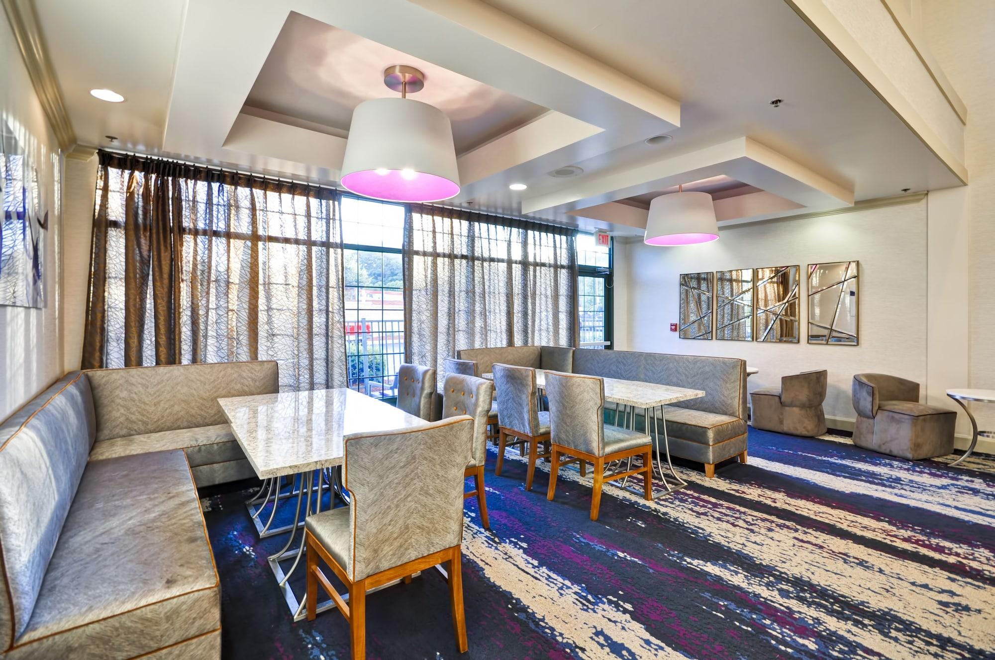 Vista Lobby Homewood Suites by Hilton Boston-Peabody