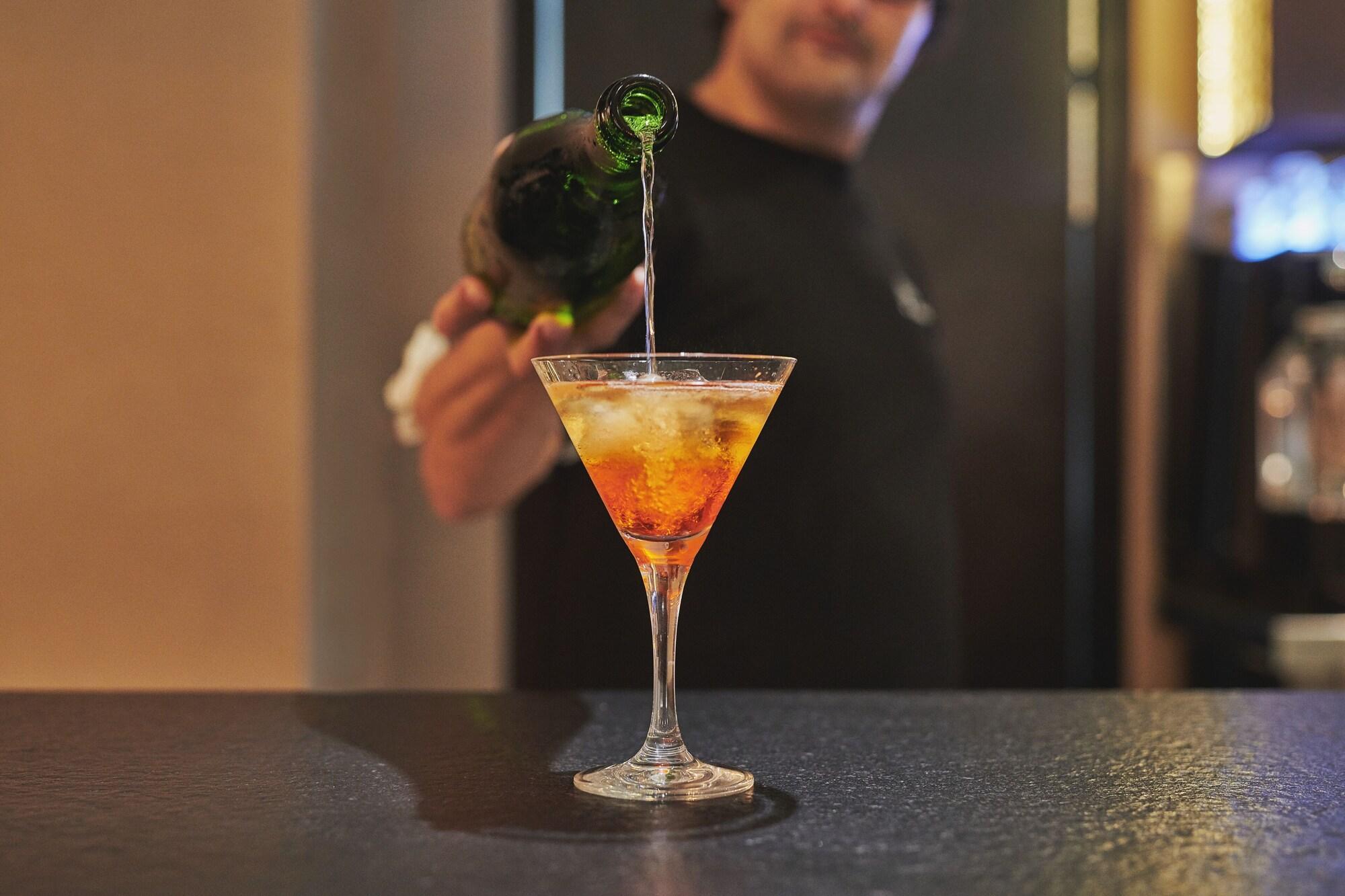 Bar/Salón Room Mate Cosmo – City Centre, Valencia