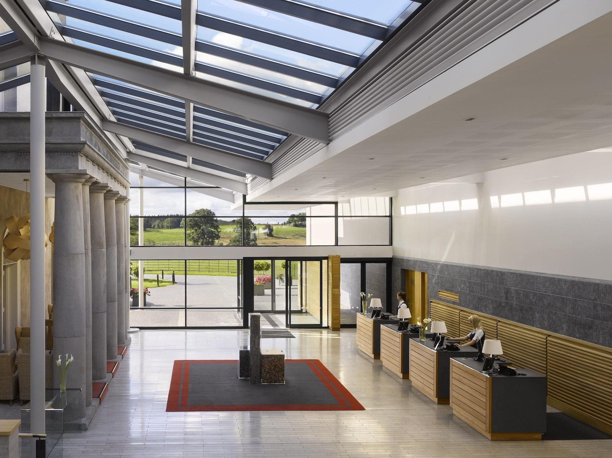 Vista Lobby Farnham Estate Spa & Golf Resort