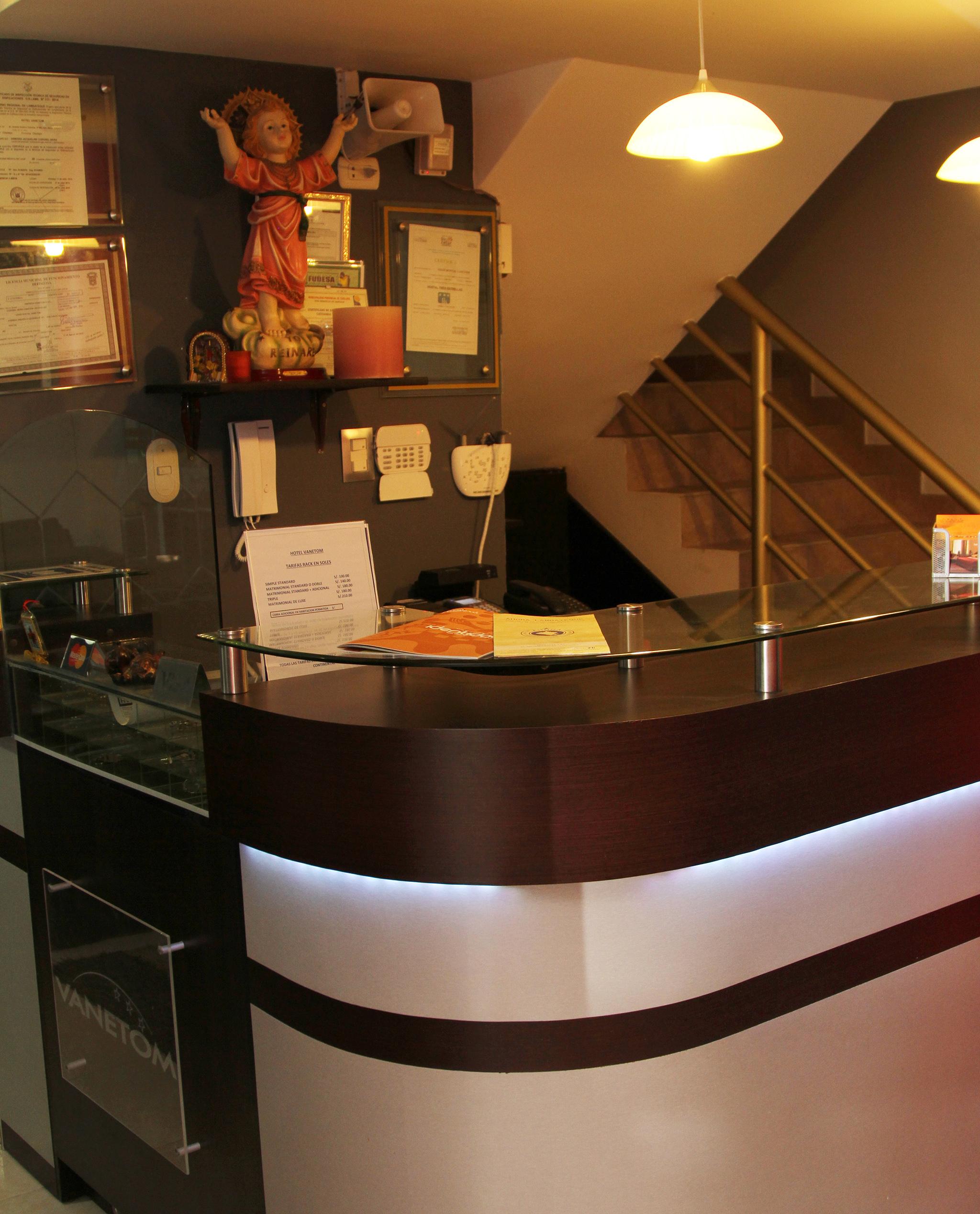 Vista Lobby Hotel Vanetom