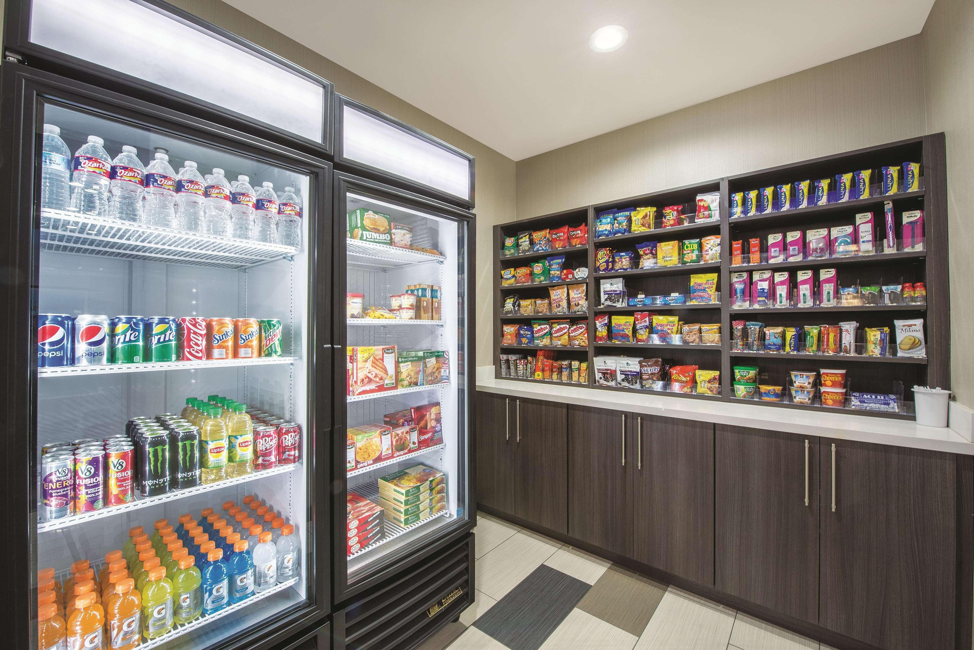 Vista Exterior La Quinta Inn & Suites by Wyndham Enid