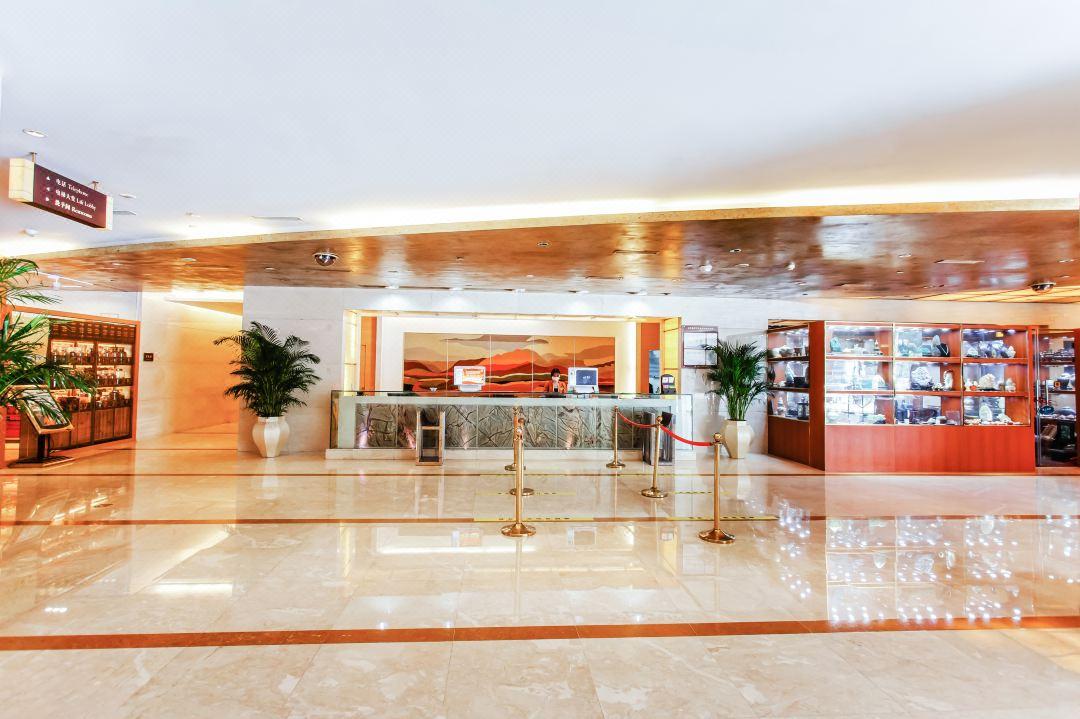 Vista Lobby The Pavilion Century Tower