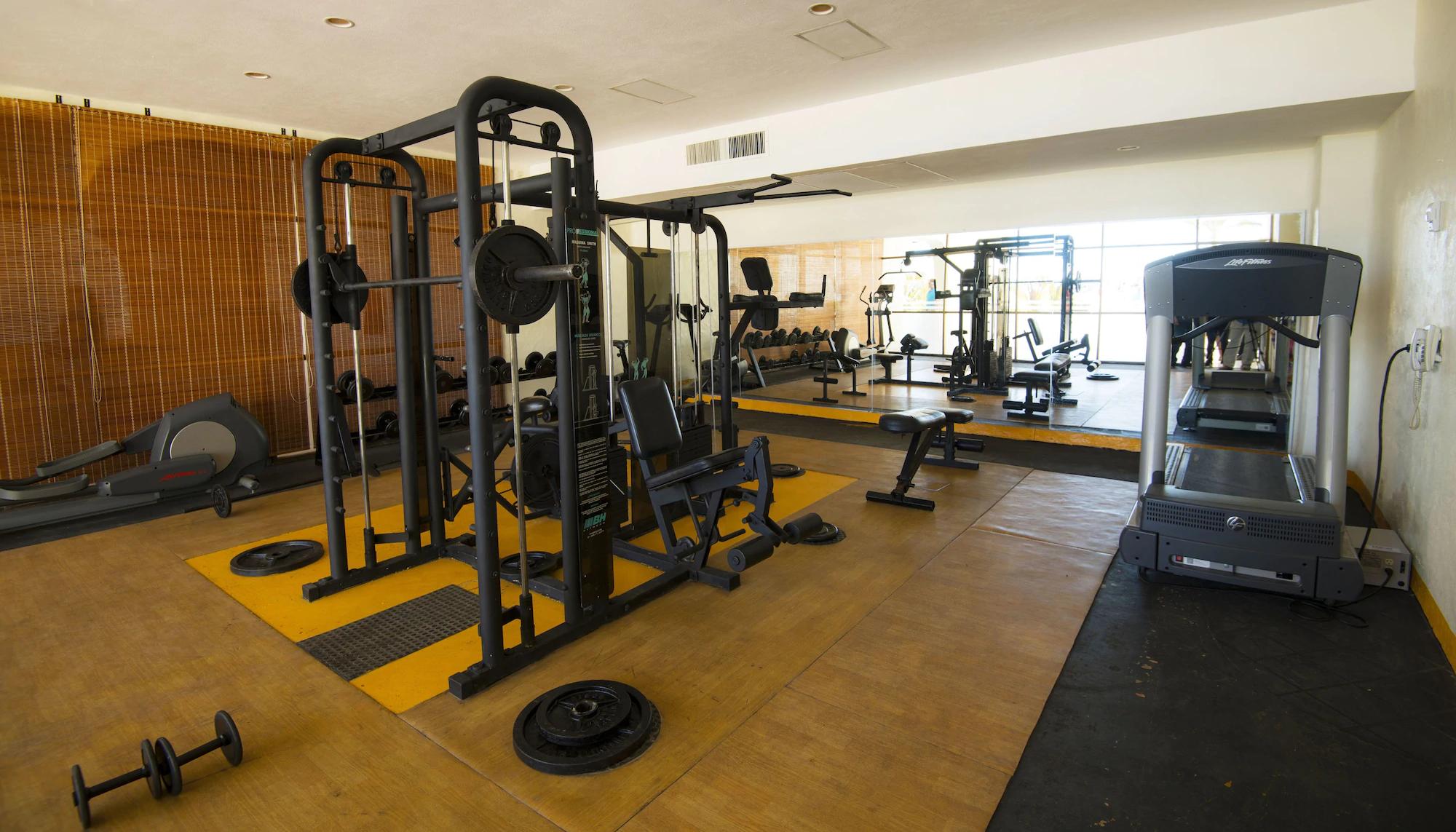 Gimnasio Los Angeles Locos - All Inclusive