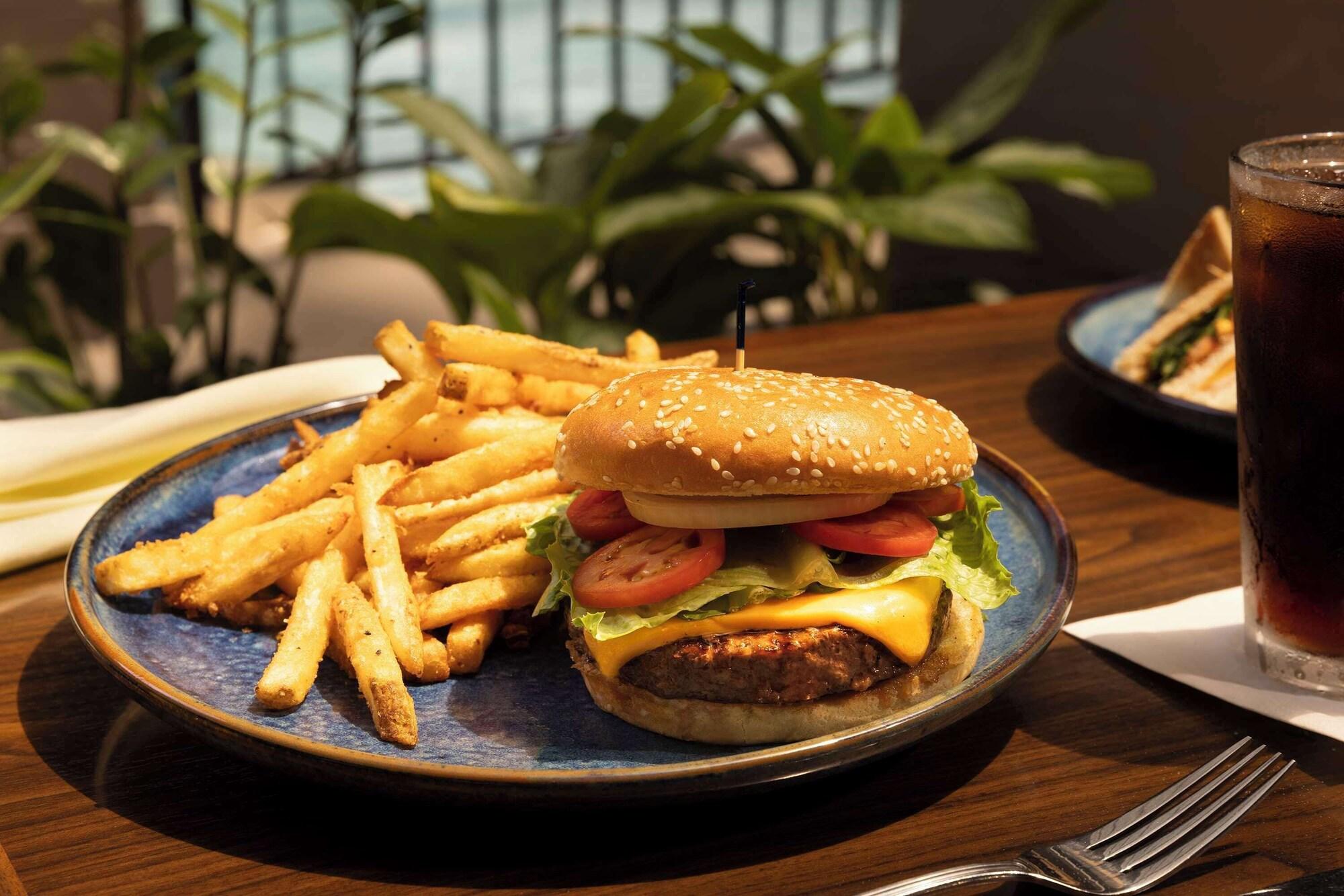 Restaurant Embassy Suites by Hilton Anaheim North