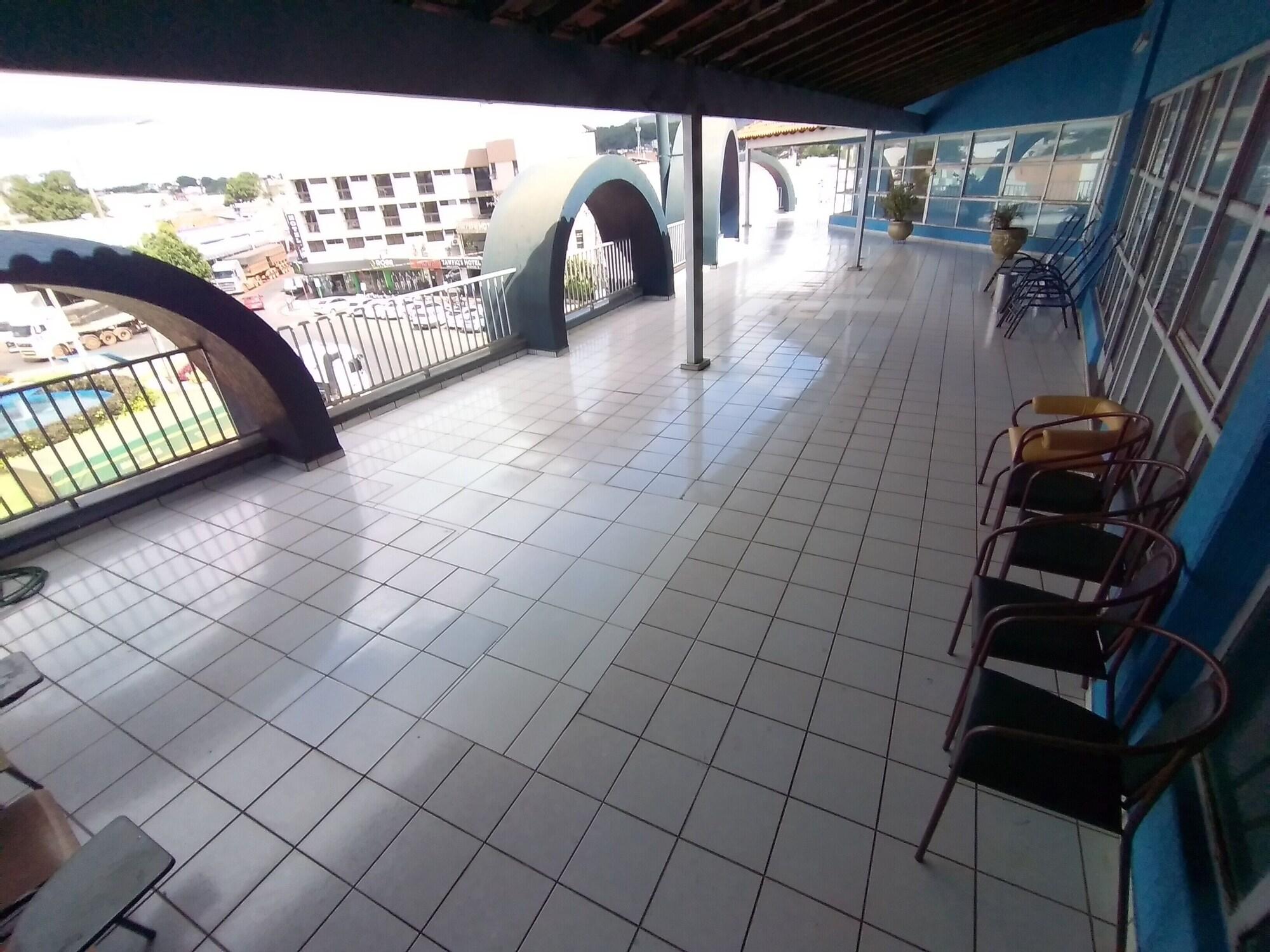 Comodidades del Alojamiento Serra Azul Plaza Hotel