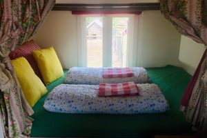 Alquiler Vacacional - Gypsy Caravan in Weideblick With Farm Animals