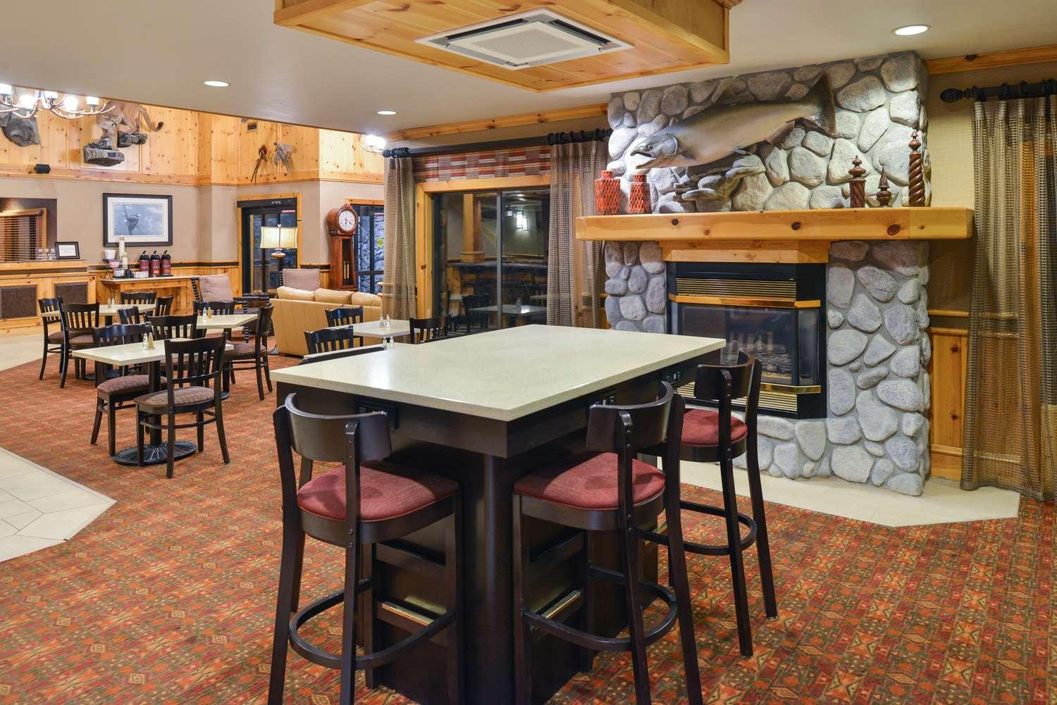 Vista Lobby Best Western Plus Olympic Inn