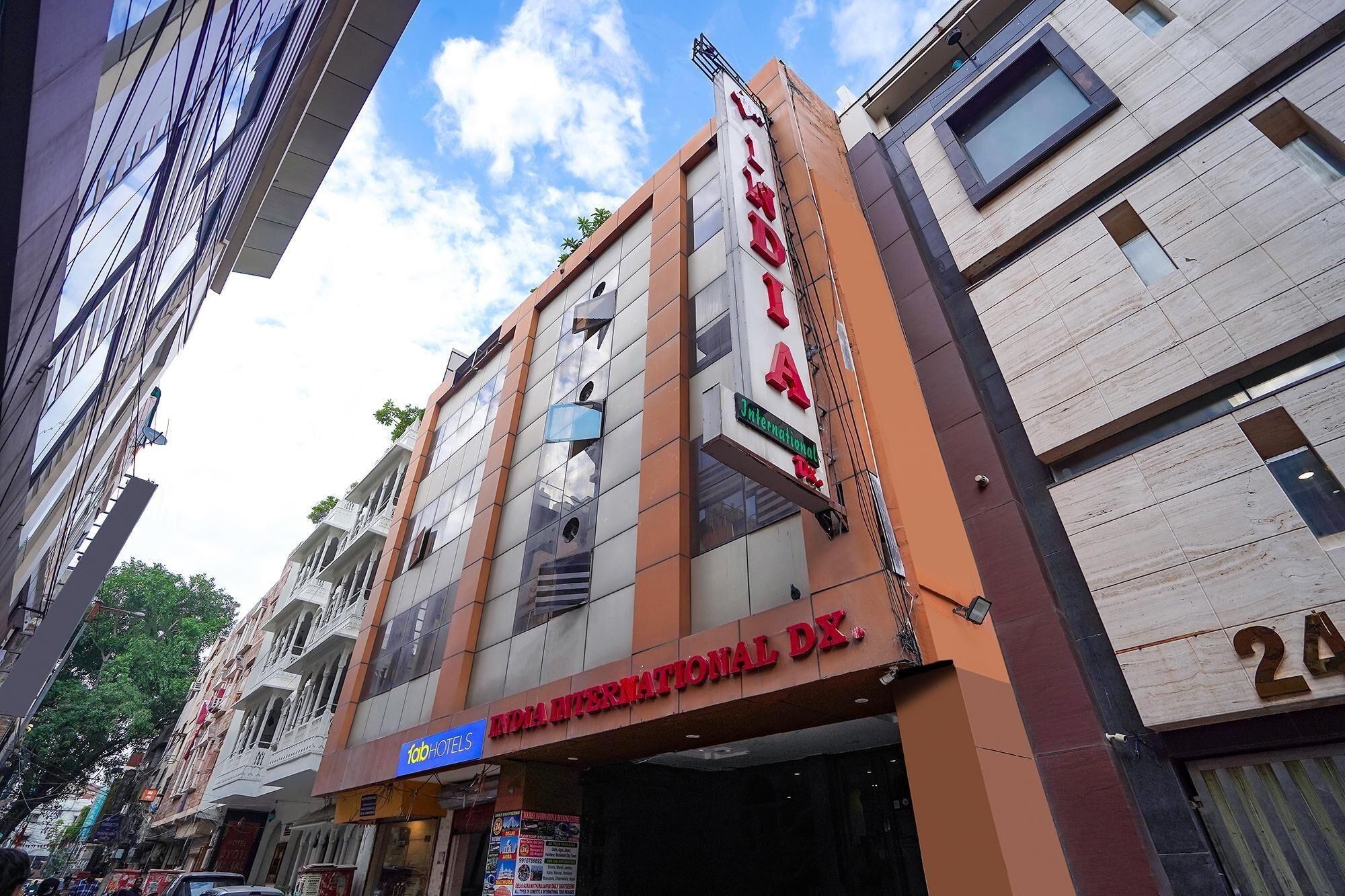 Vista Exterior Fabhotel India International