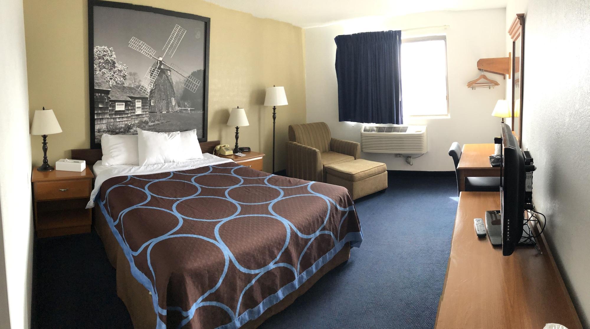 Habitación Super 8 by Wyndham Montgomery Maybrook