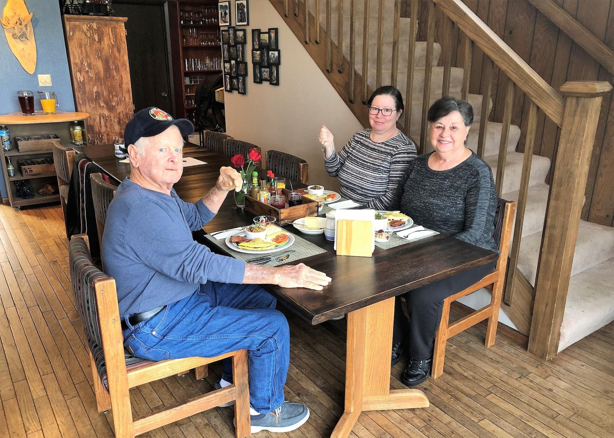 Restaurant Clam Gulch Lodge