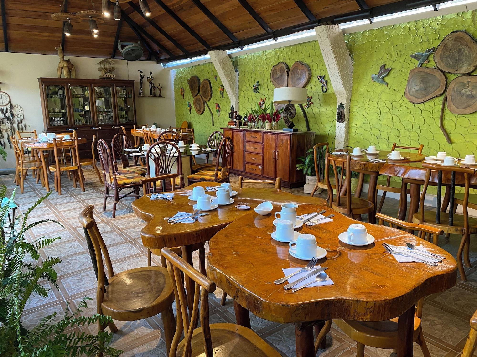 Restaurant Hostería Puerto Gaviota