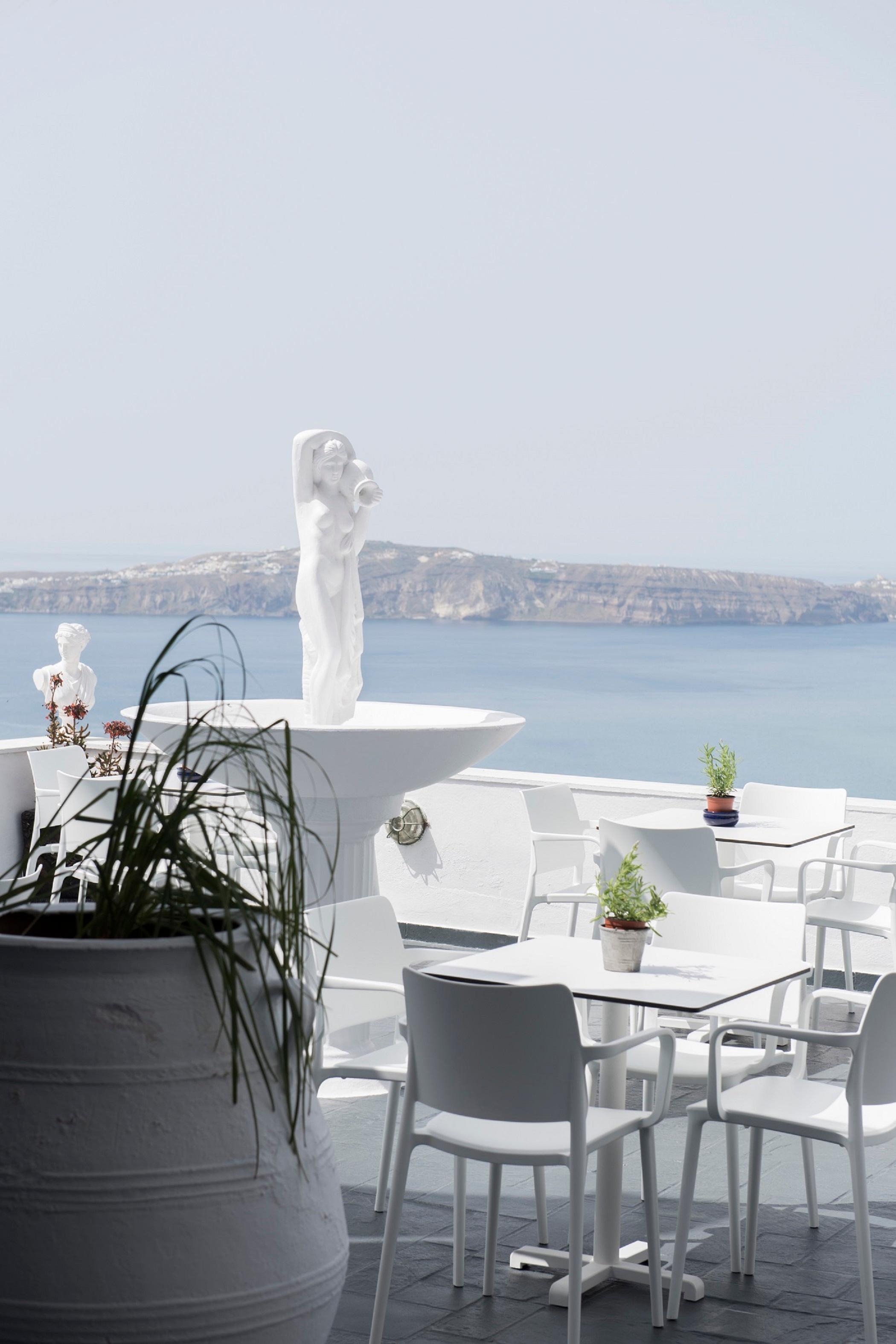 Vista Lobby Kastro Suites