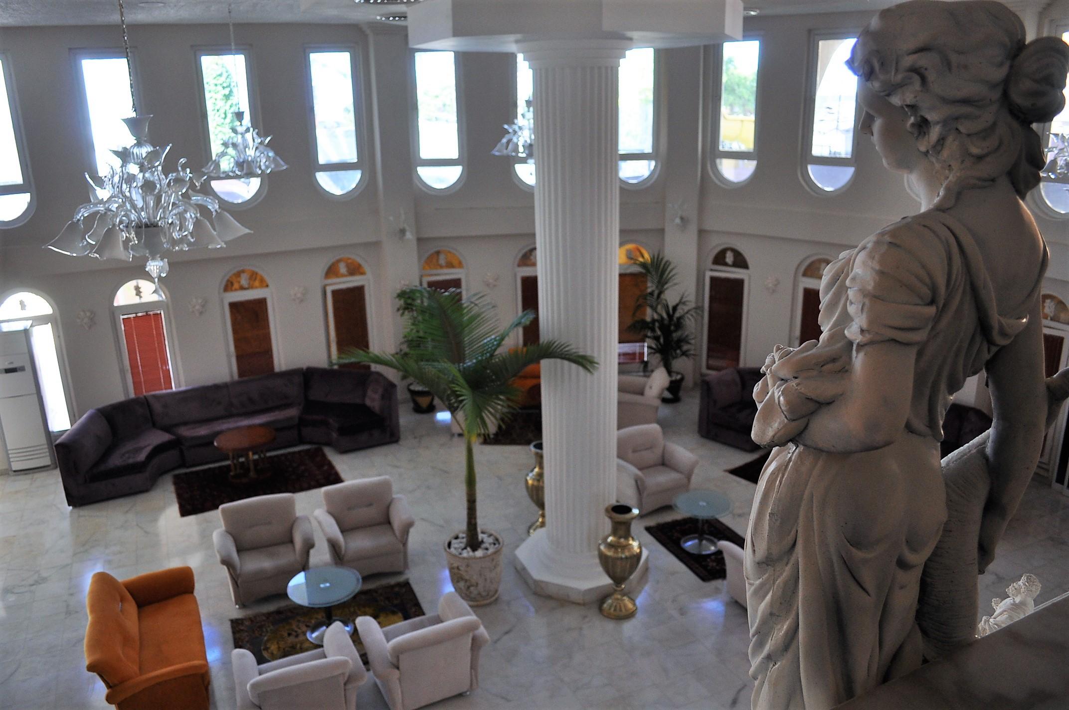 Vista Lobby Syedra Princess Hotel