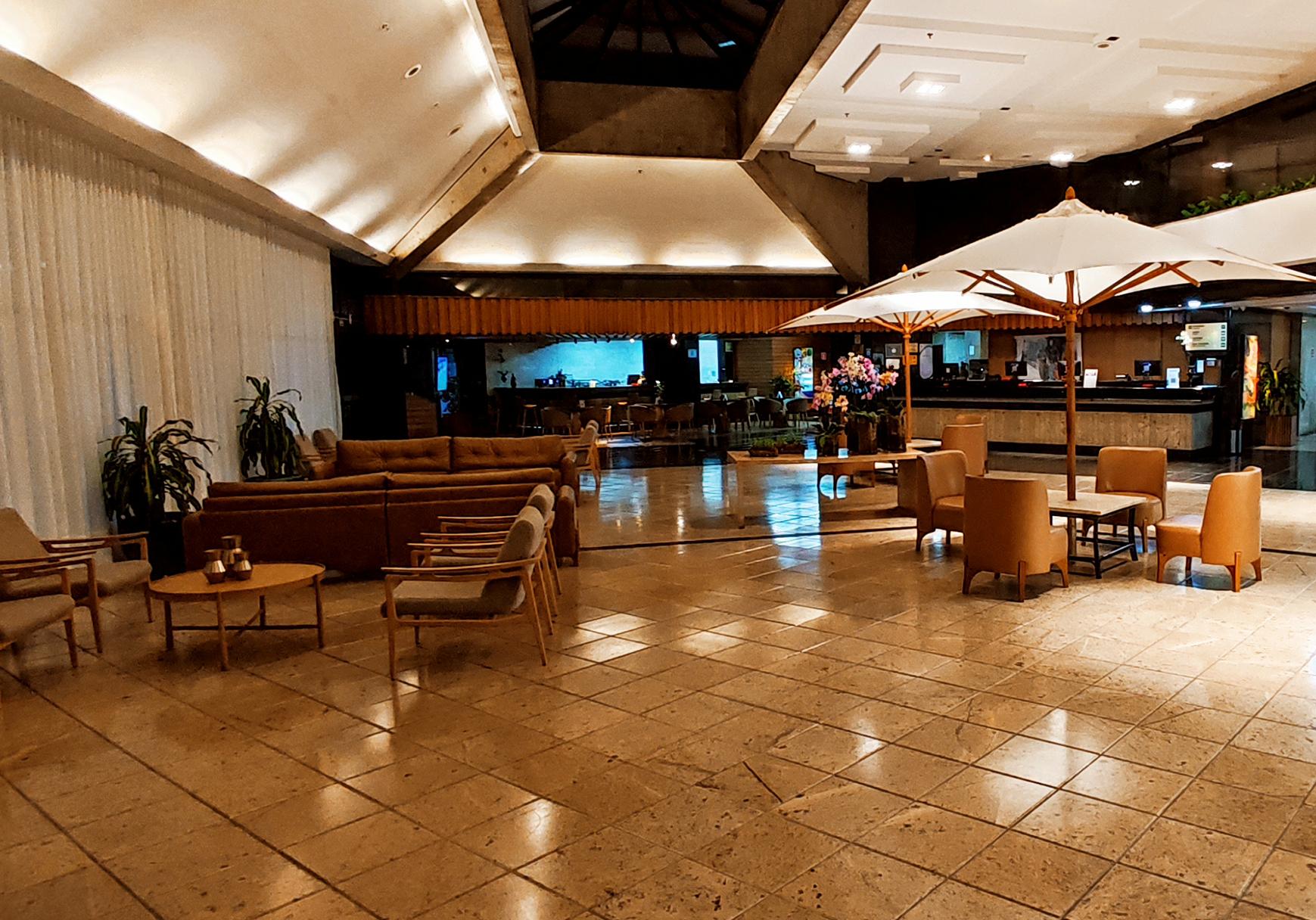 Vista Lobby Fiesta Bahia Hotel