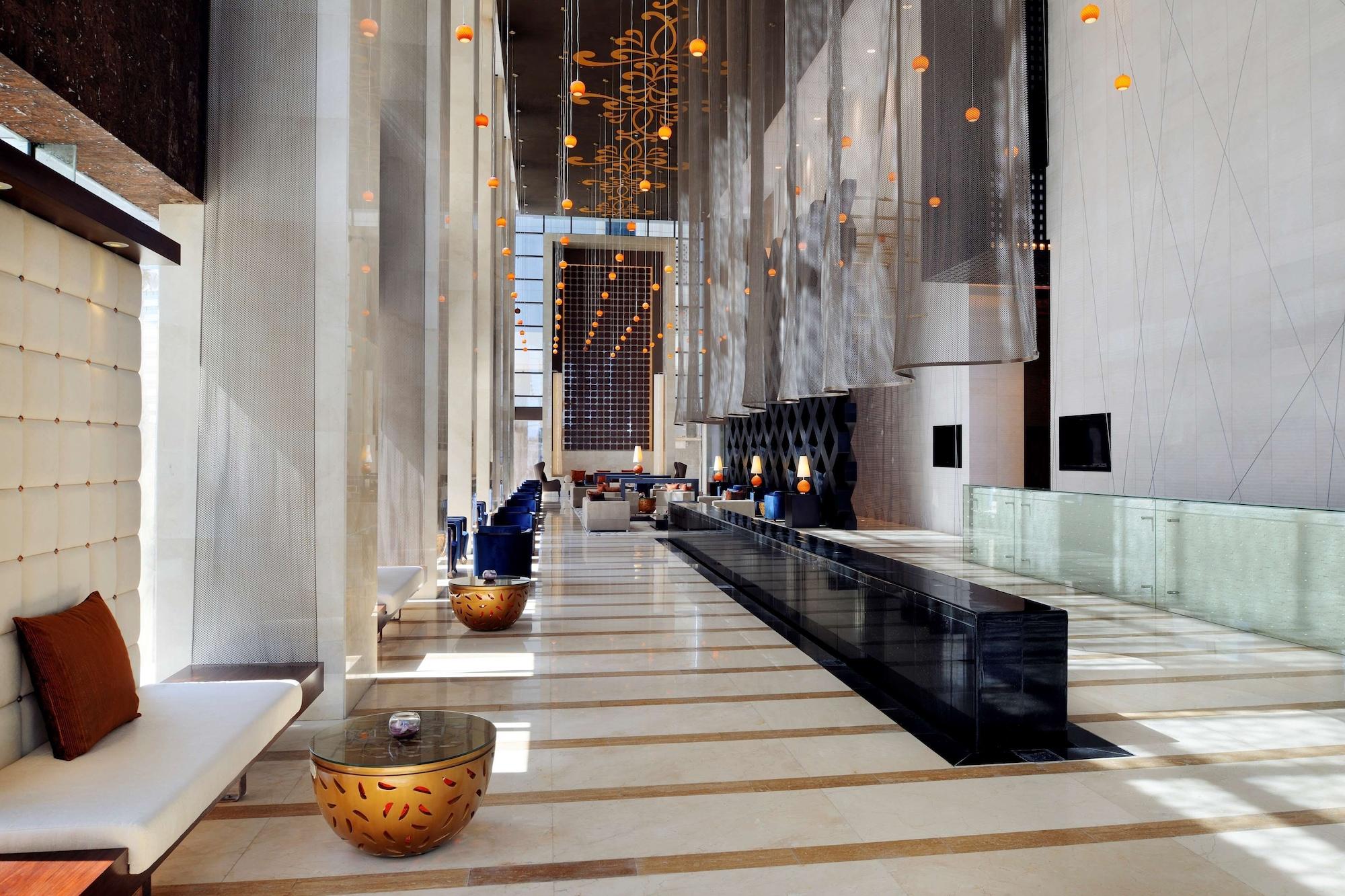 Vista Lobby Southern Sun Abu Dhabi