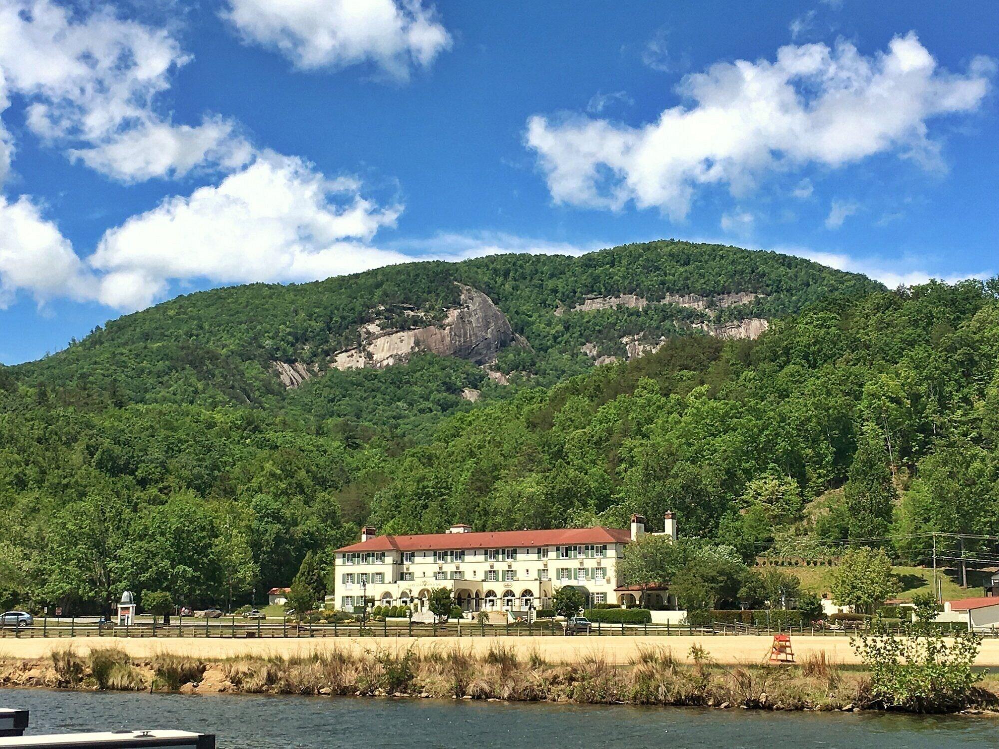 Vista Exterior Lake Lure Inn and Spa