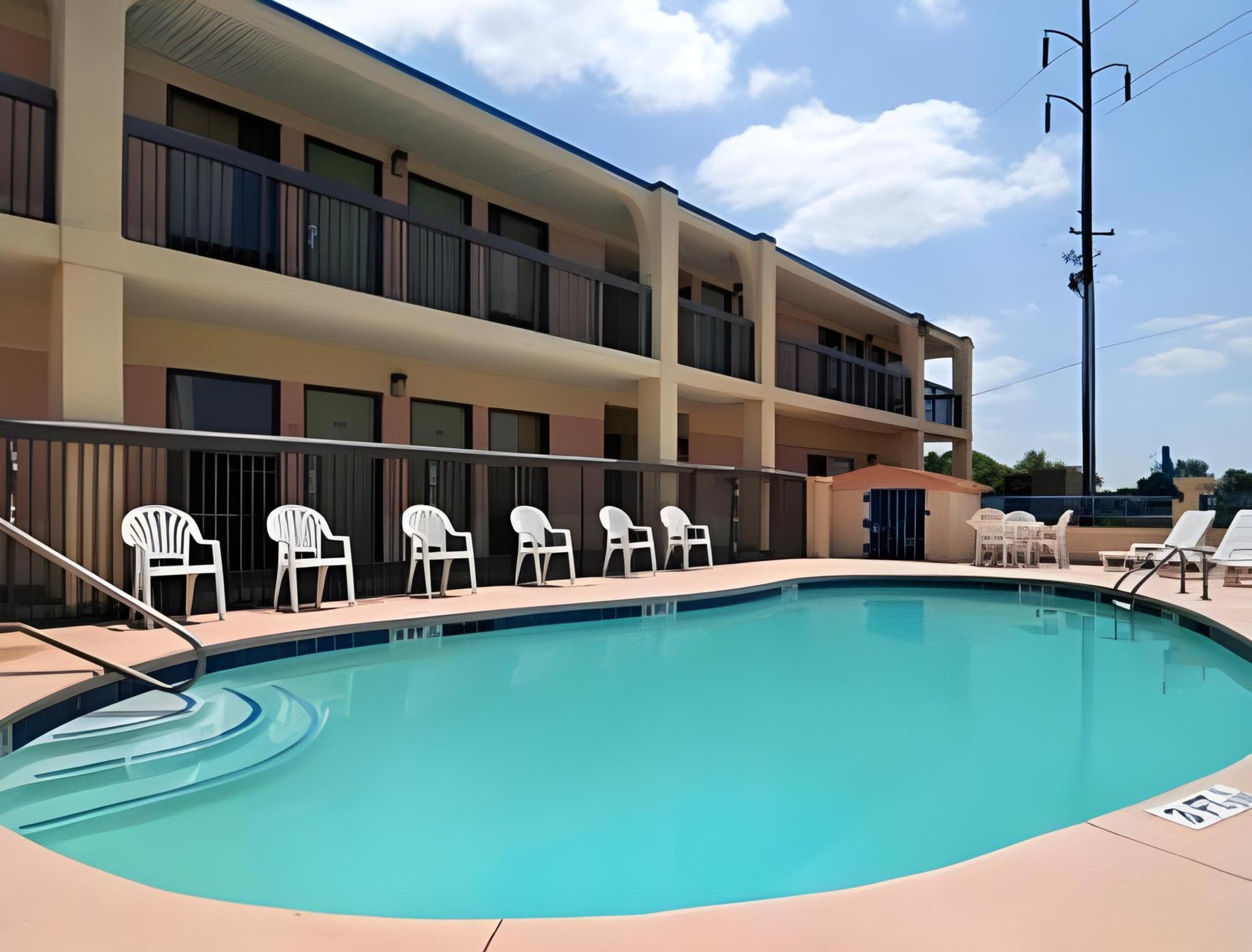 Vista Piscina Jameson Inn Conyers