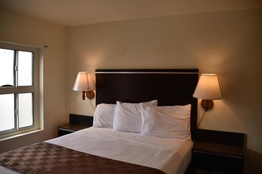 Habitación Baycities Motel