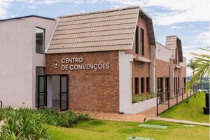 Alojamiento - Royal Tulip Holambra