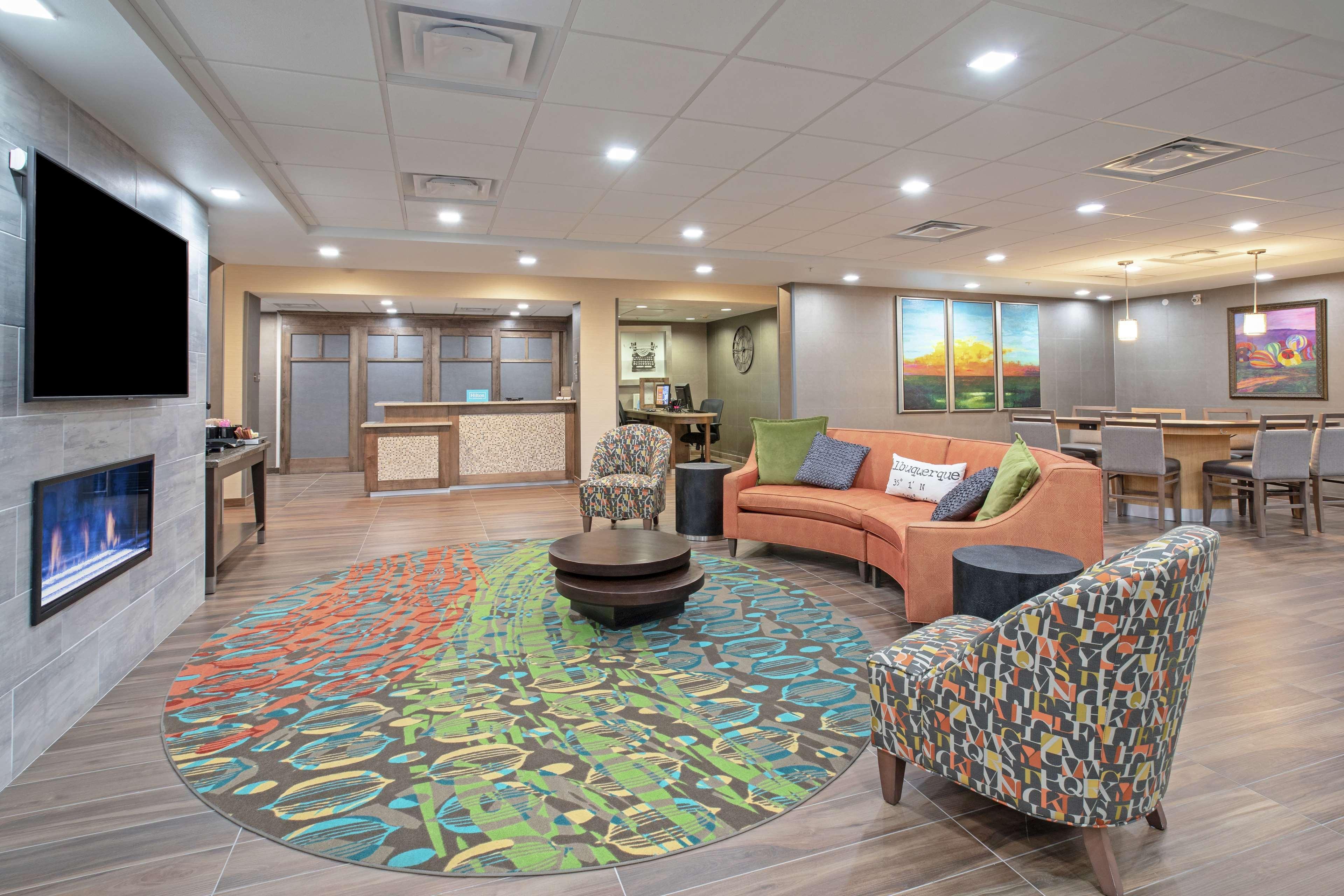Vista Lobby Homewood Suites by Hilton Albuquerque-Journal Center