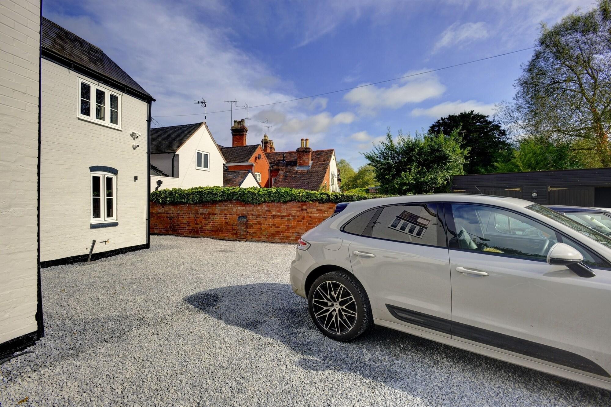 Vista Exterior The Bridge House Henley