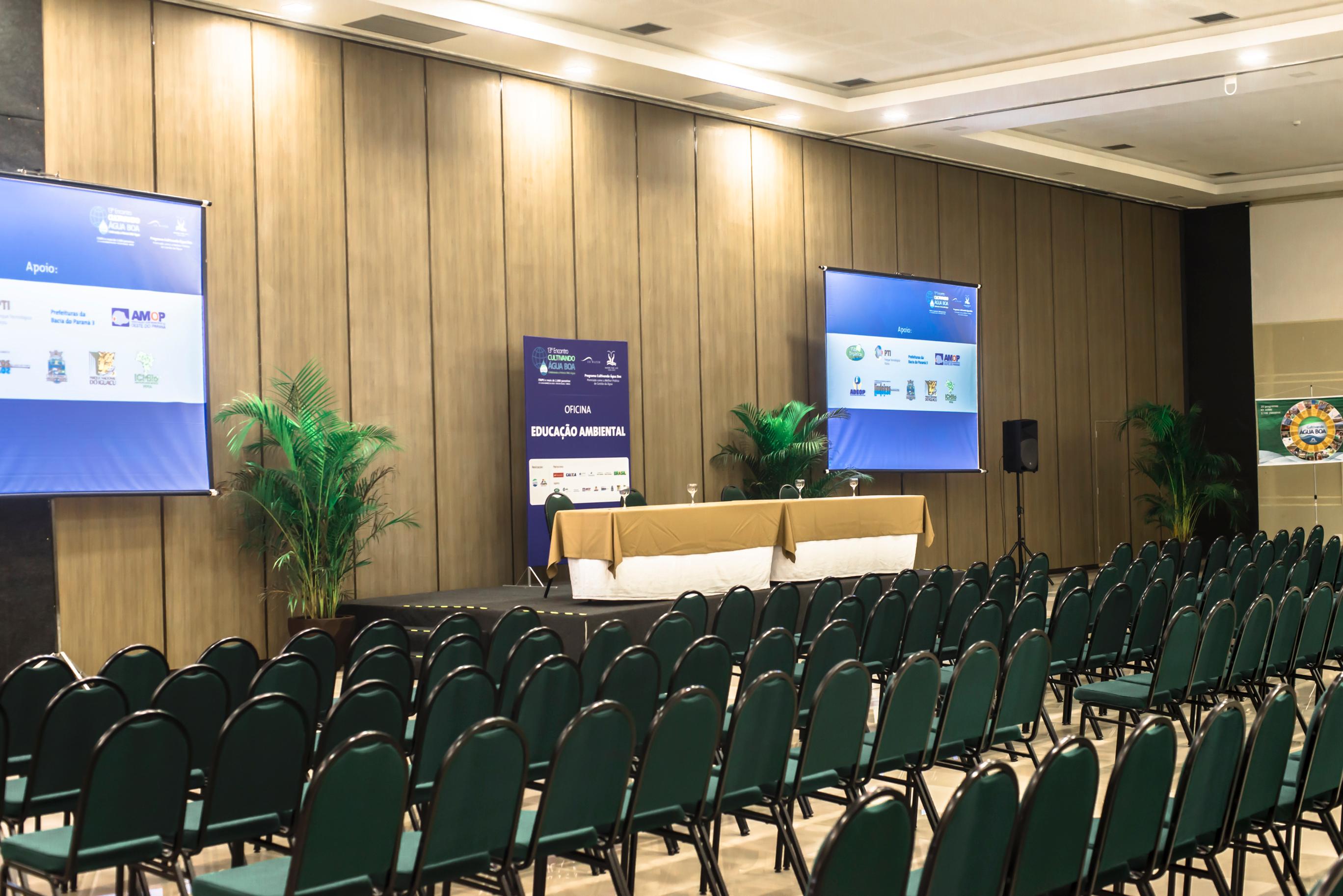 Sala de Reuniones Rafain Palace Hotel & Convention
