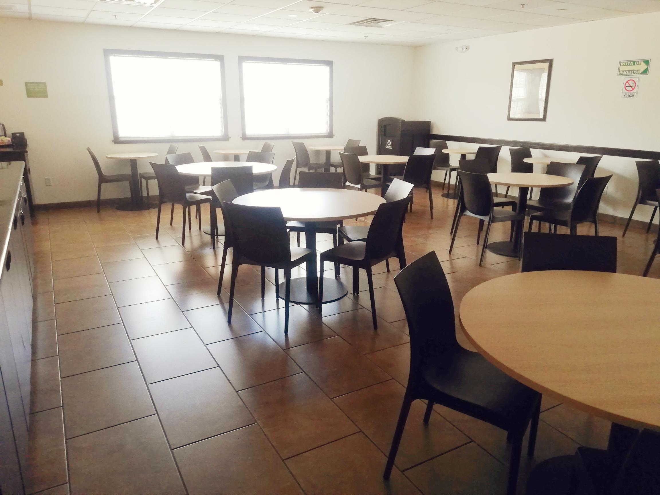 Restaurant Microtel Inn & Suites by Wyndham Toluca