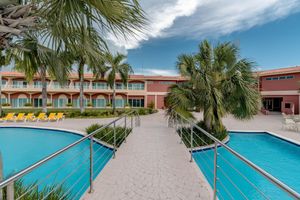 Alojamiento - Hodelpa Garden Suites Golf & Convention Center