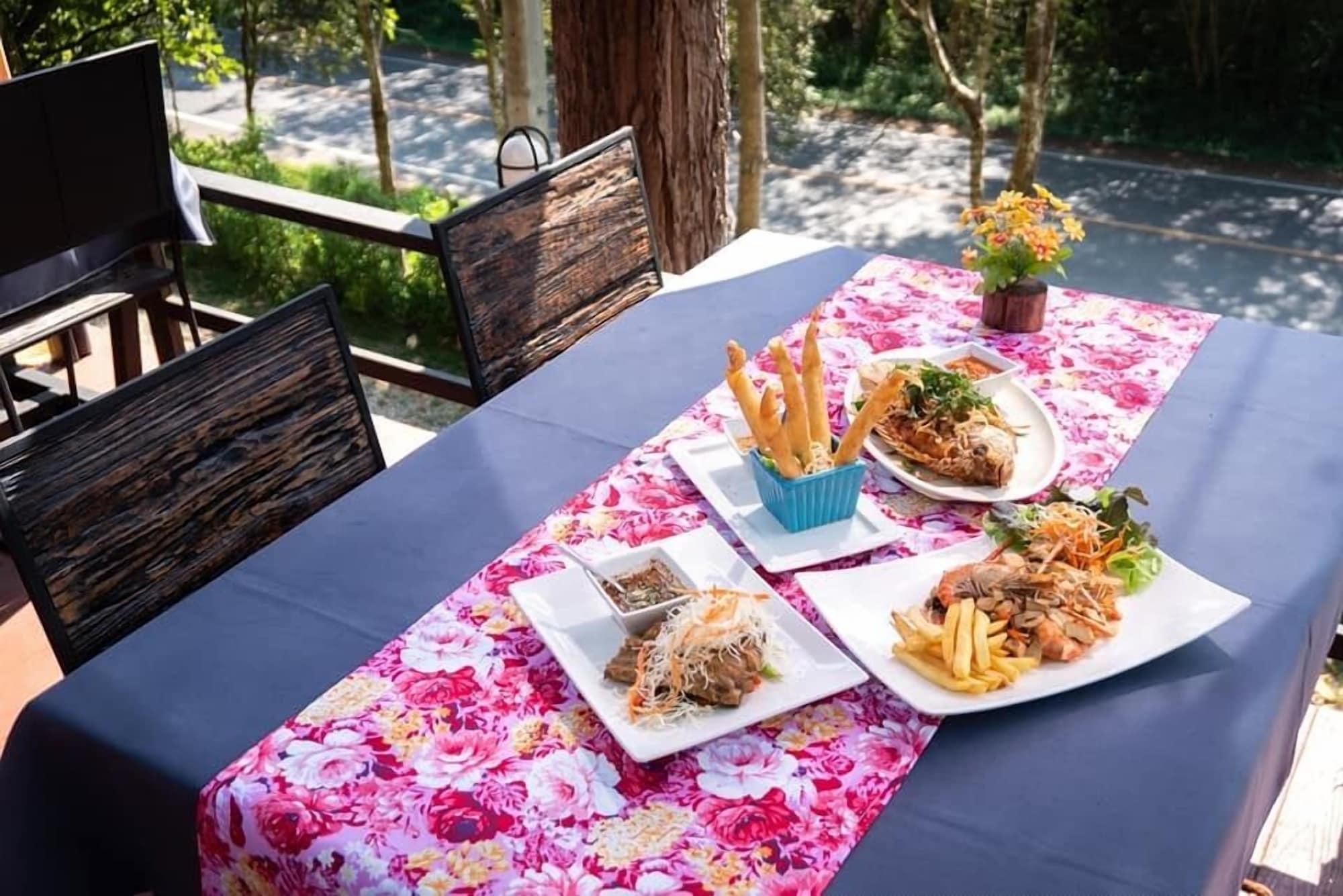 Restaurant Phu Jaya Floresta Resort