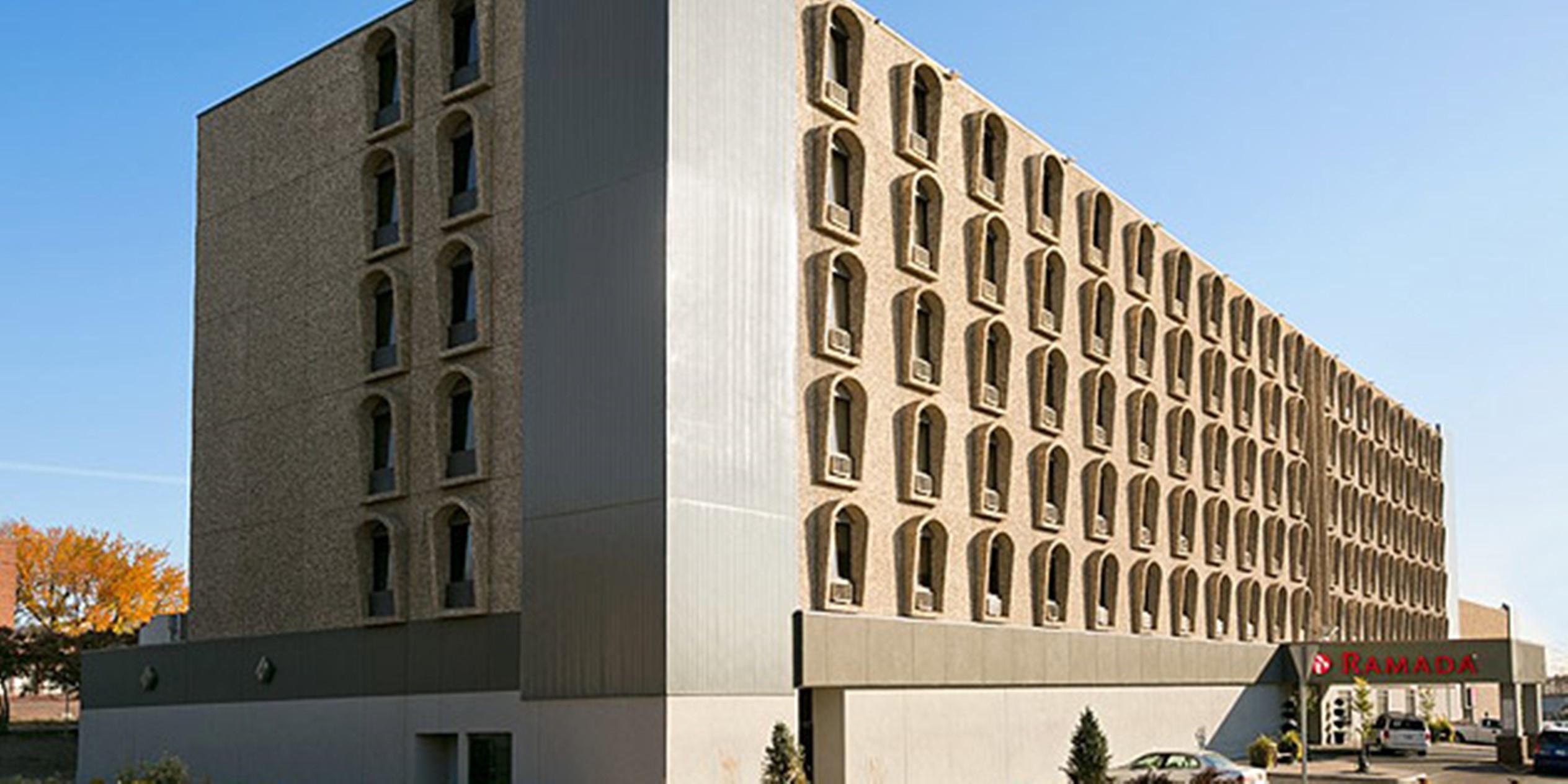 Vista Exterior Ramada by Wyndham Saskatoon