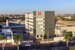 Hospedagens - Ibis Barretos