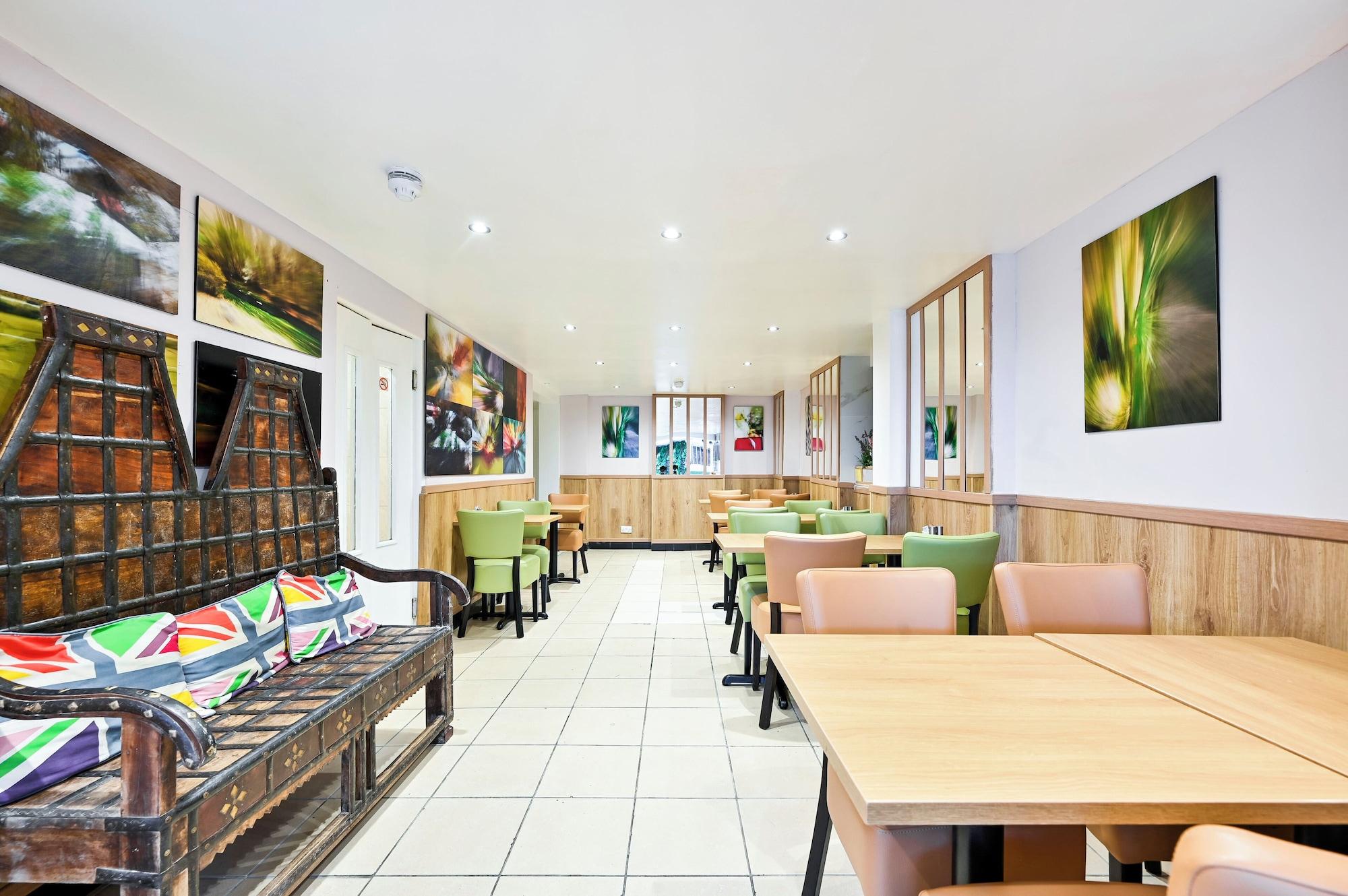 Restaurant City London Hotel