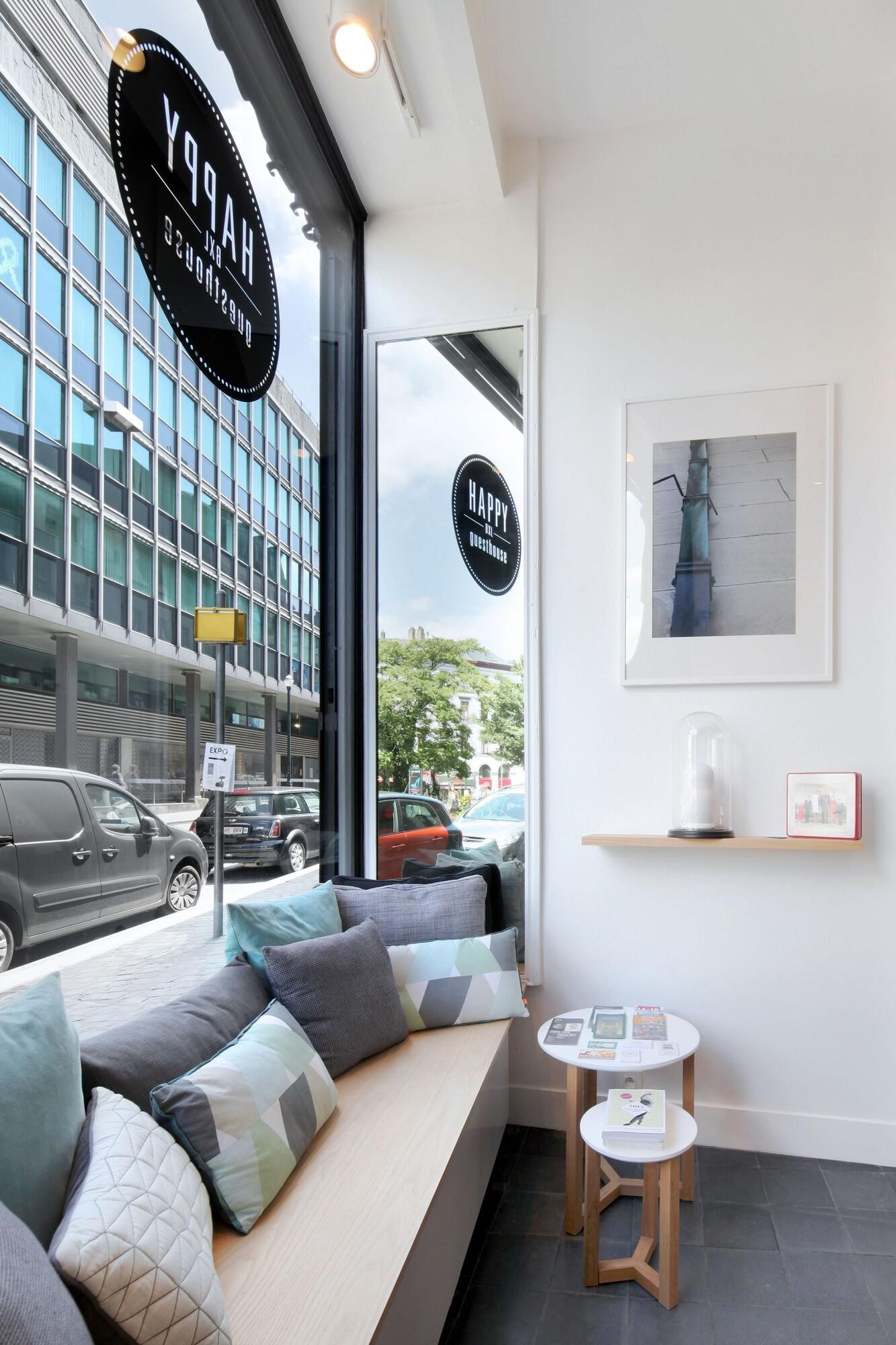 Vista Lobby HAPPY Guesthouse